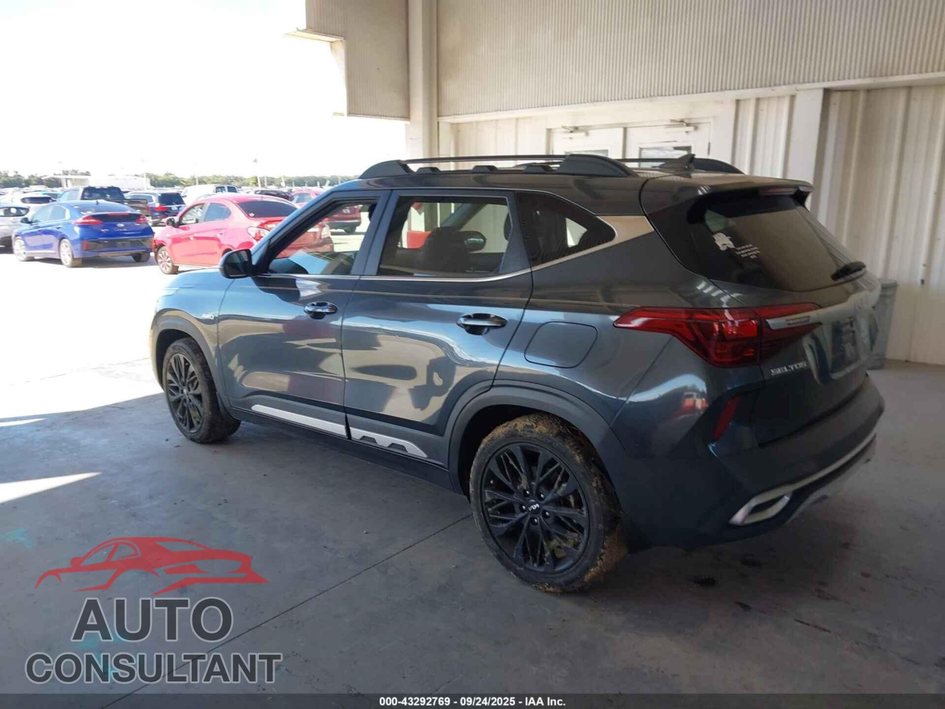 KIA SELTOS 2022 - KNDEUCA20N7241597
