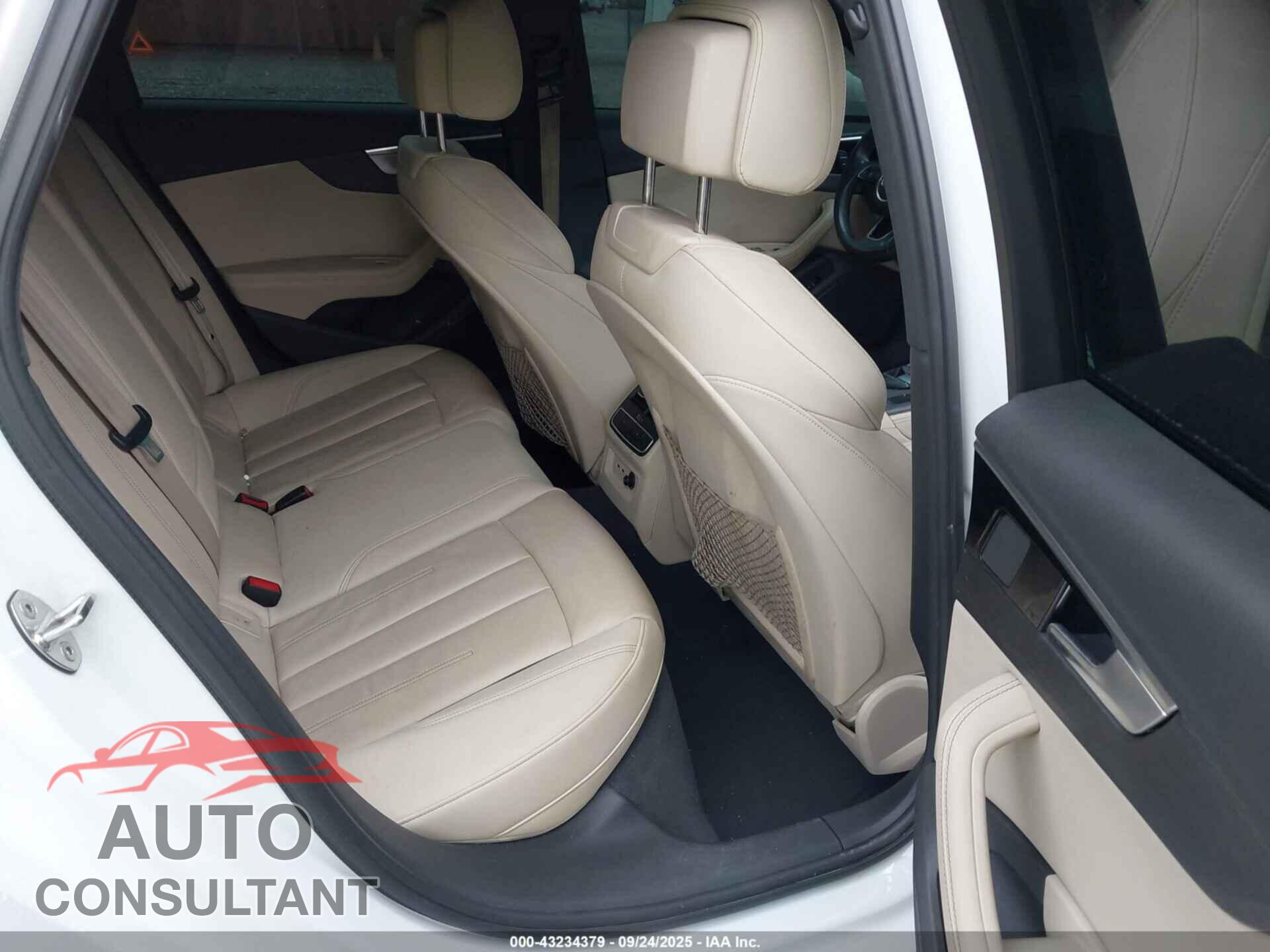 AUDI A4 2022 - WAUEAAF47NN014777