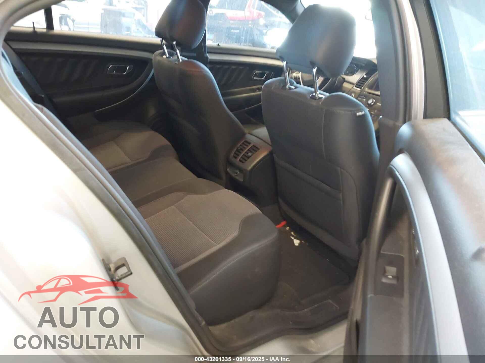 FORD TAURUS 2016 - 1FAHP2H89GG149065