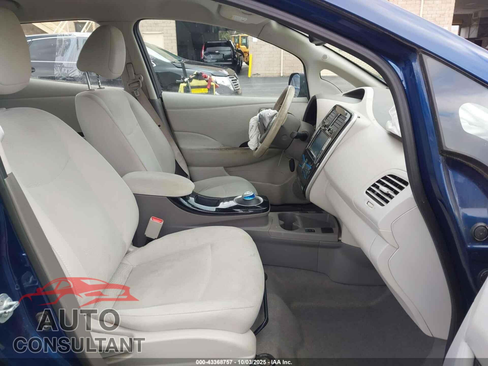 NISSAN LEAF 2017 - 1N4BZ0CP2HC301330
