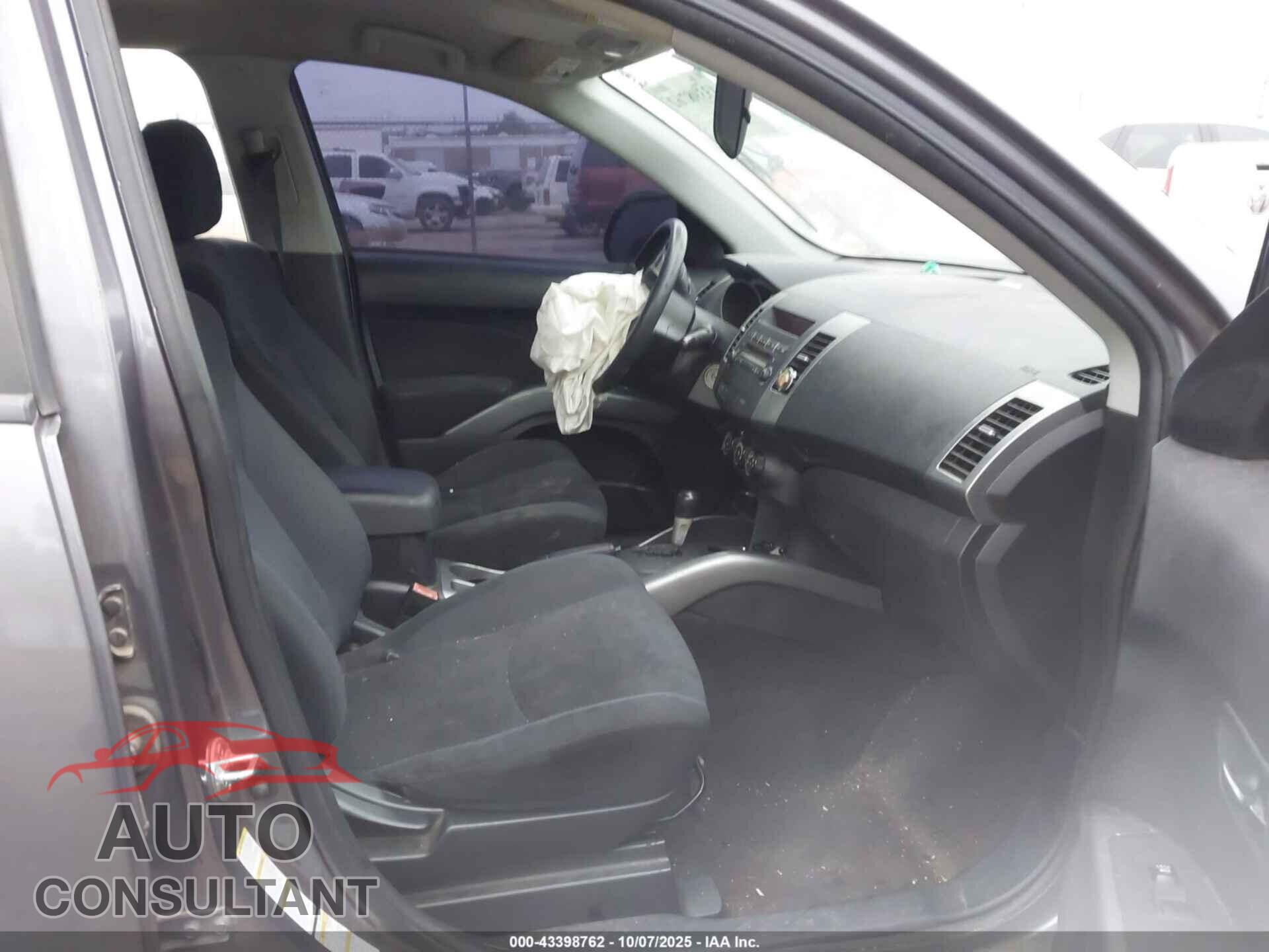 MITSUBISHI OUTLANDER 2009 - JA4LS21W49Z005632
