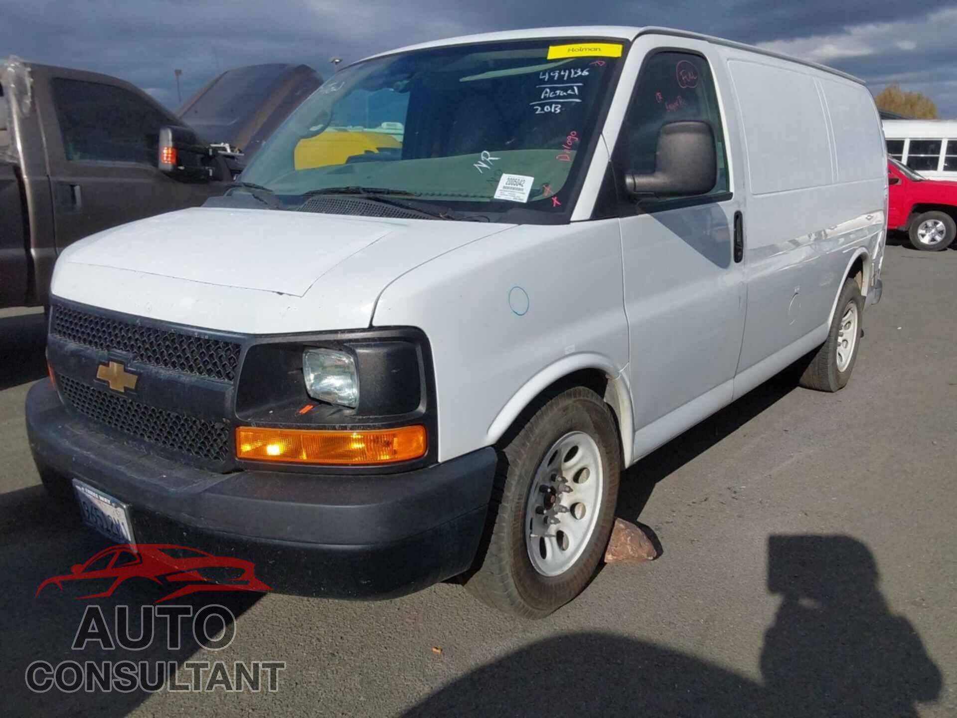 CHEVROLET EXPRESS 1500 2013 - 1GCSHAF42D1172290