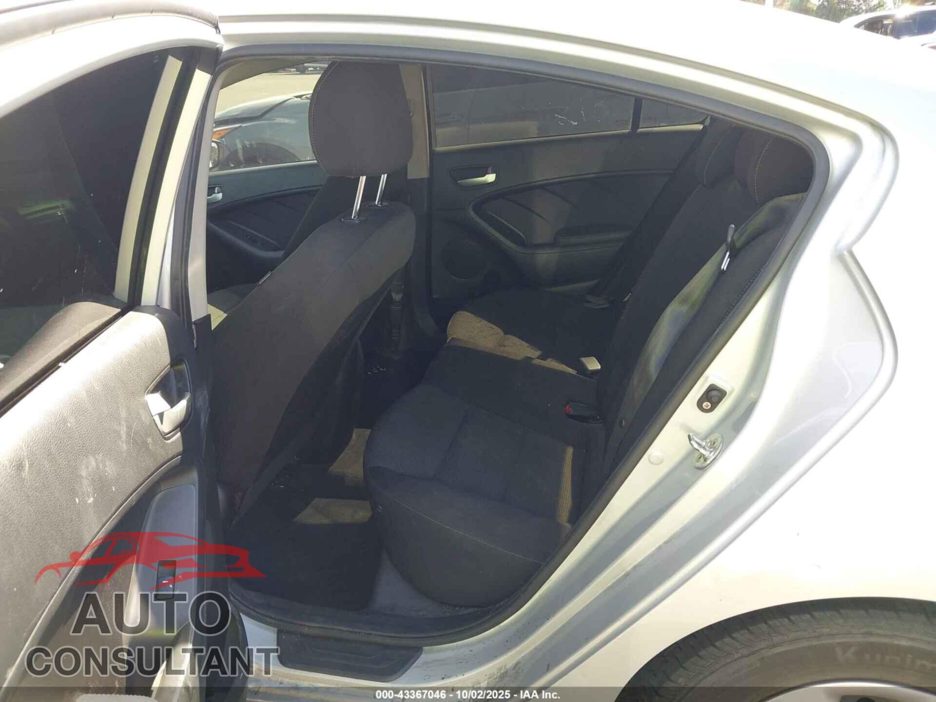 KIA FORTE 2018 - 3KPFK4A79JE232208