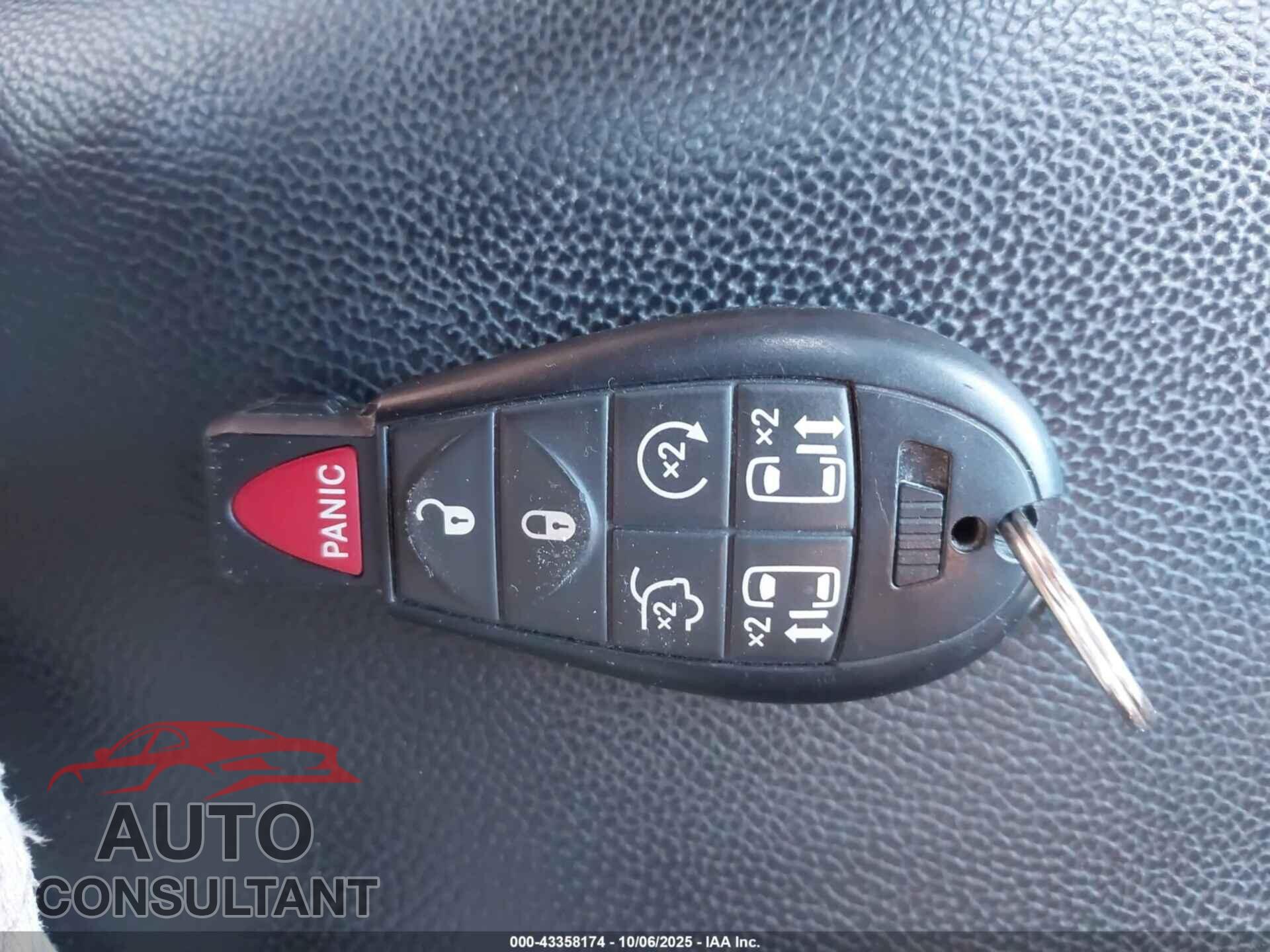 DODGE GRAND CARAVAN 2017 - 2C4RDGCG6HR685572