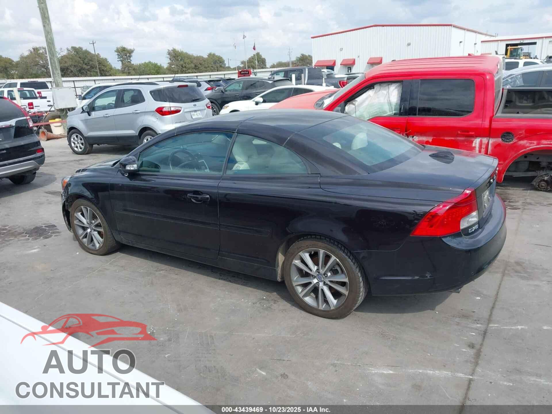 VOLVO C70 2013 - YV1672MC7DJ142684