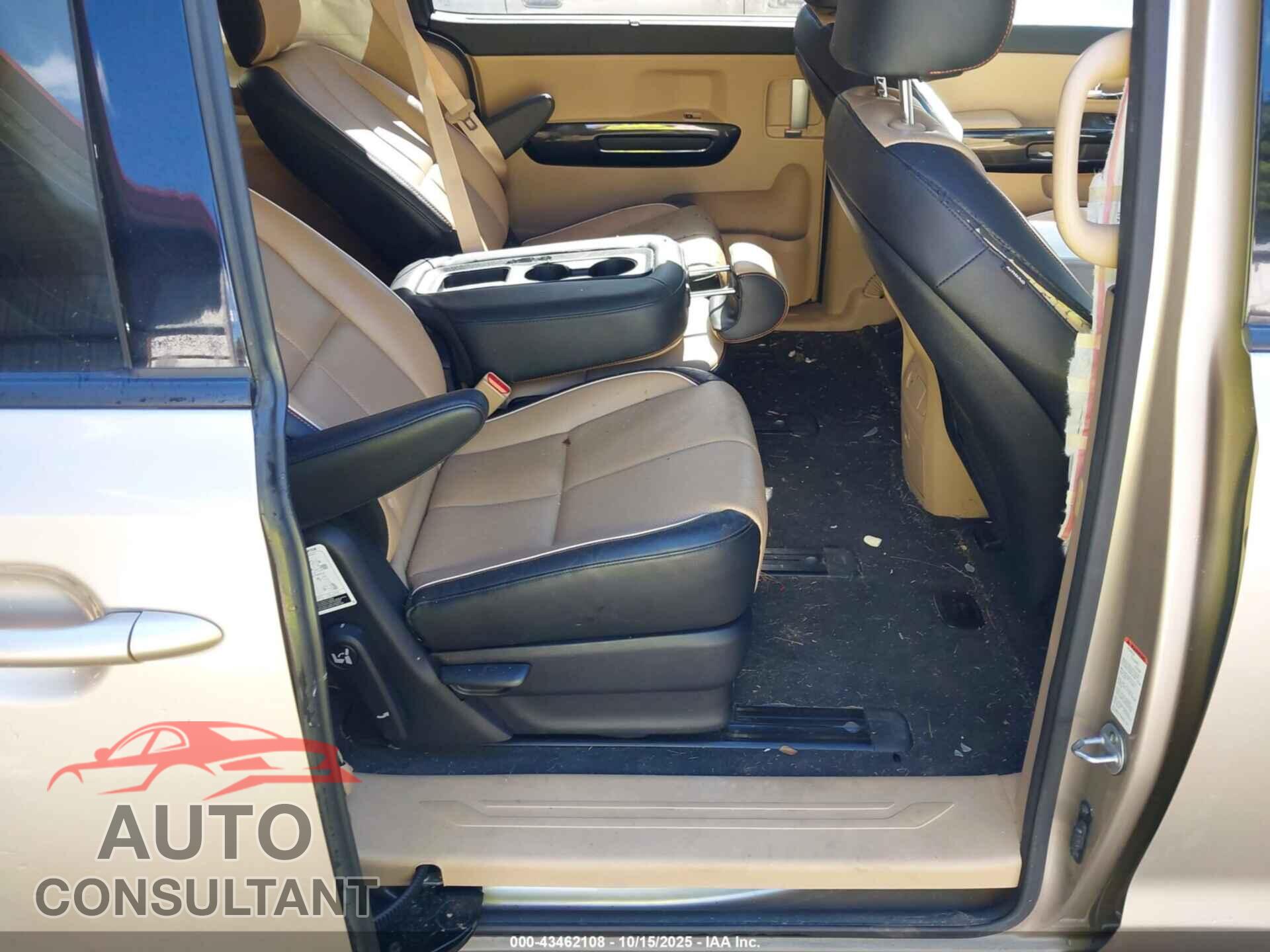 KIA SEDONA 2017 - KNDMC5C10H6256948