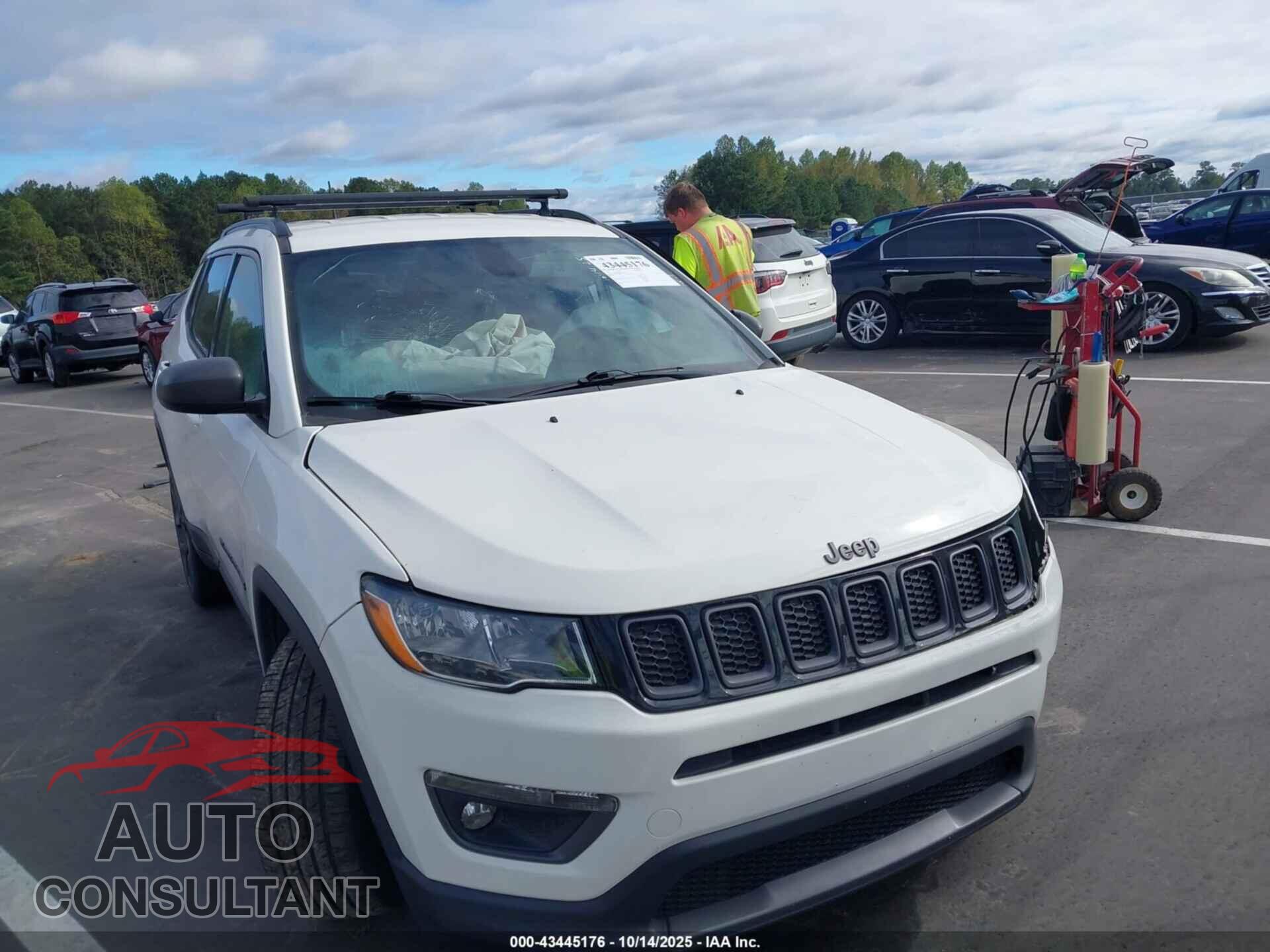 JEEP COMPASS 2021 - 3C4NJDEBXMT540050