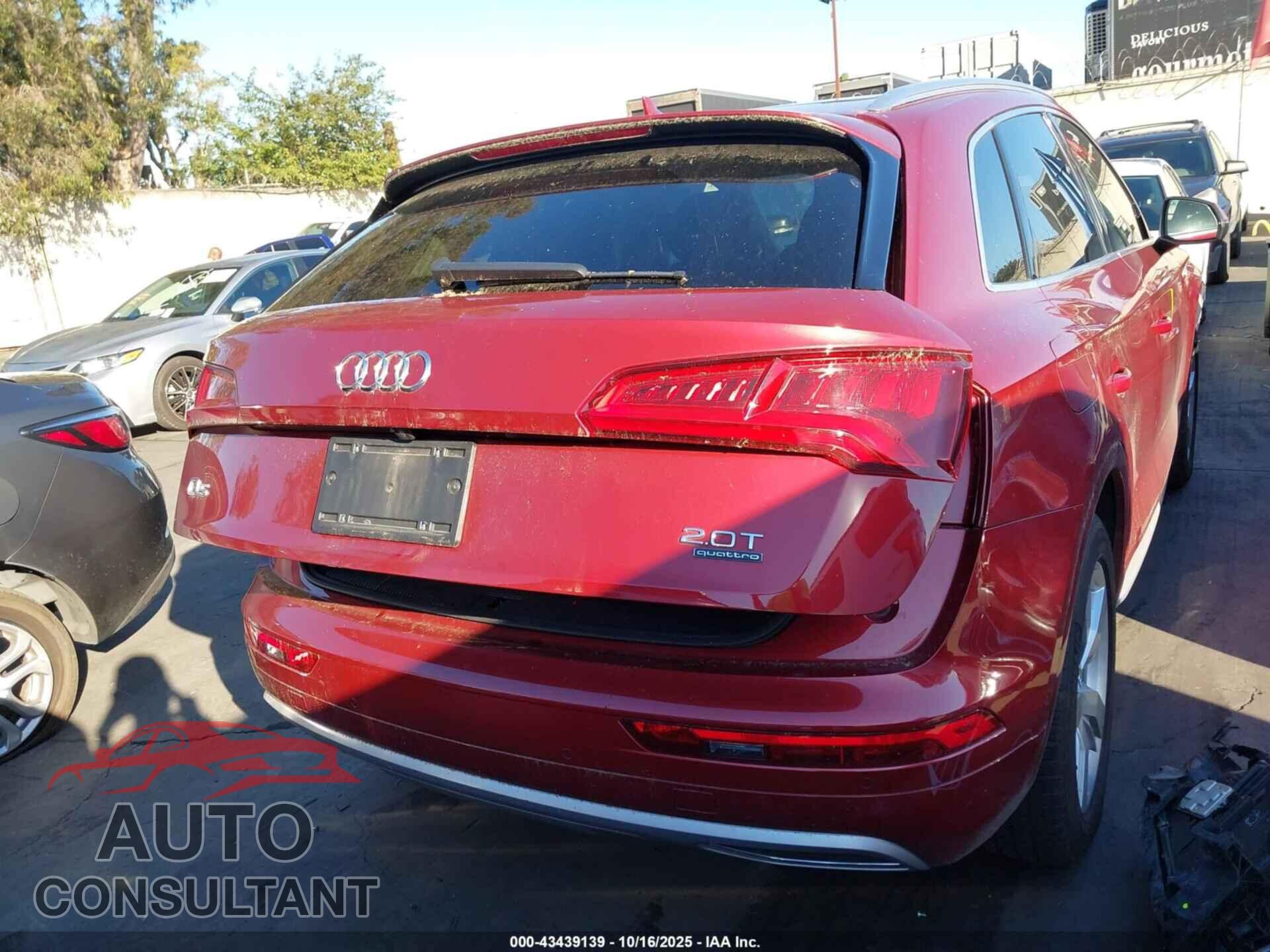 AUDI Q5 2018 - WA1BNAFY6J2079722