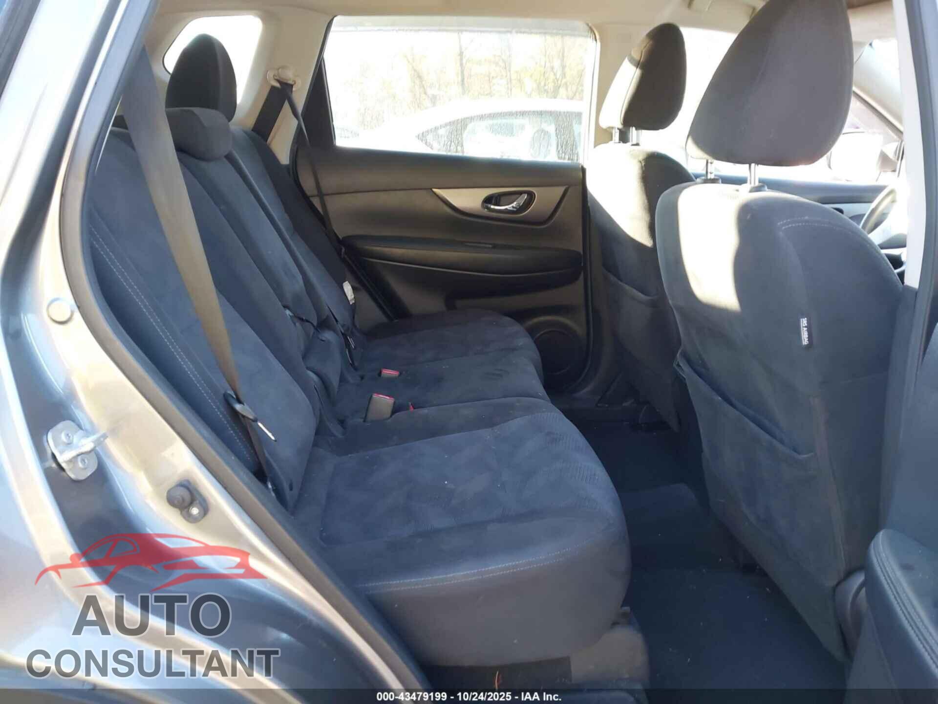 NISSAN ROGUE 2015 - KNMAT2MV8FP515406
