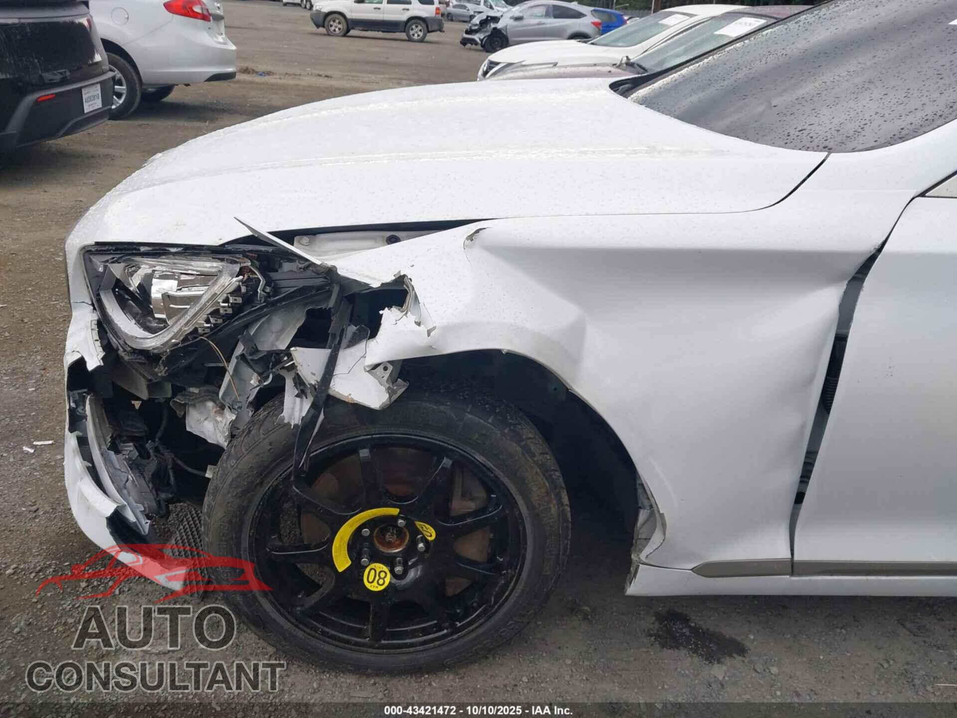 HYUNDAI GENESIS 2015 - KMHGN4JE2FU072414