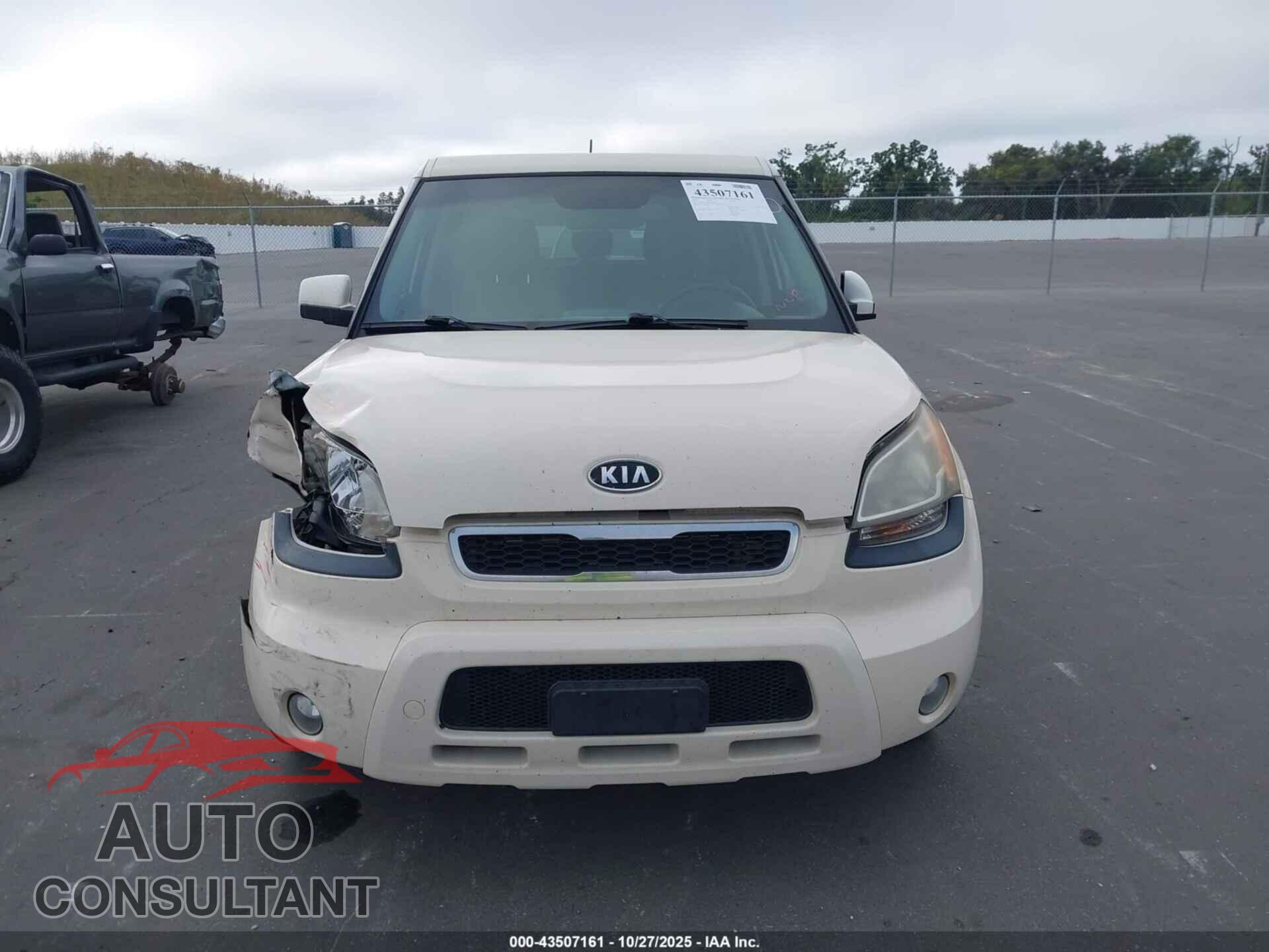 KIA SOUL 2011 - KNDJT2A23B7724461