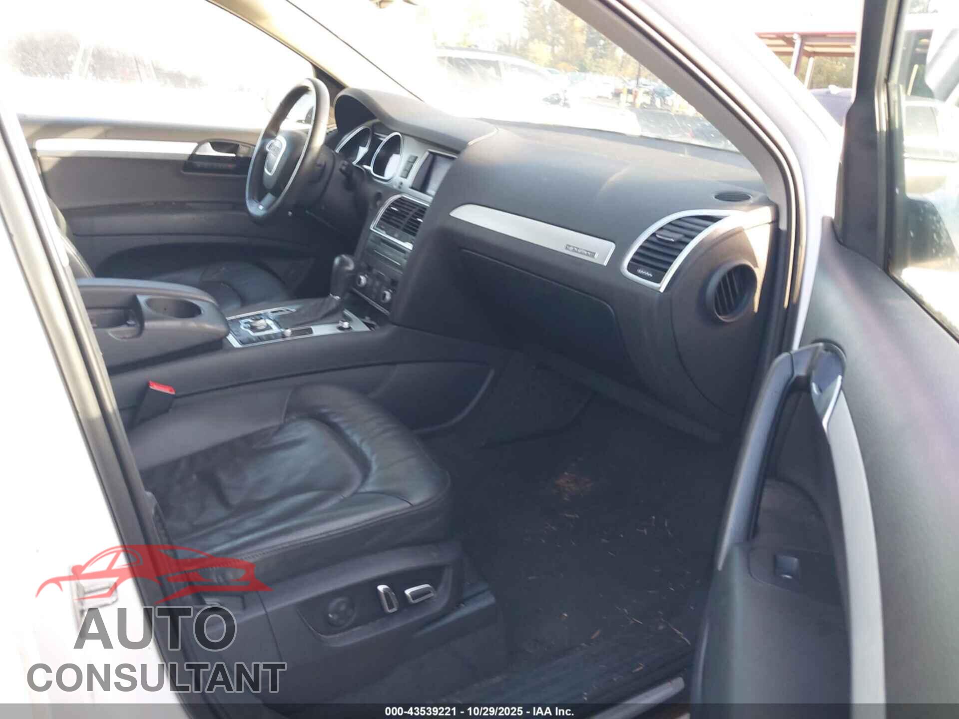 AUDI Q7 2010 - WA1JMCFE5AD003039