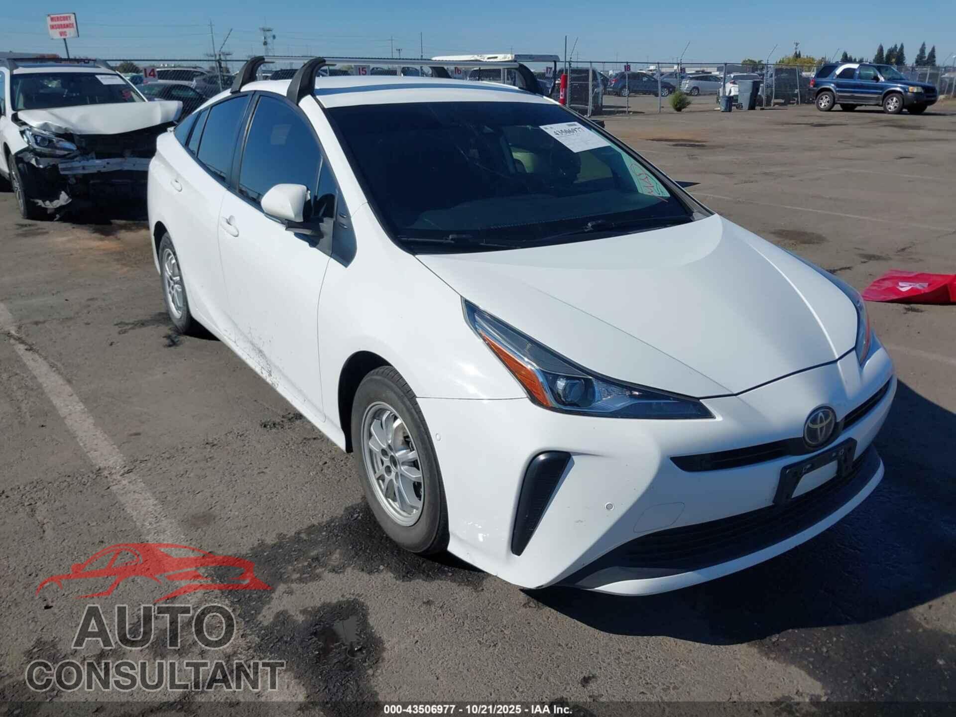 TOYOTA PRIUS 2021 - JTDKAMFU6M3143904