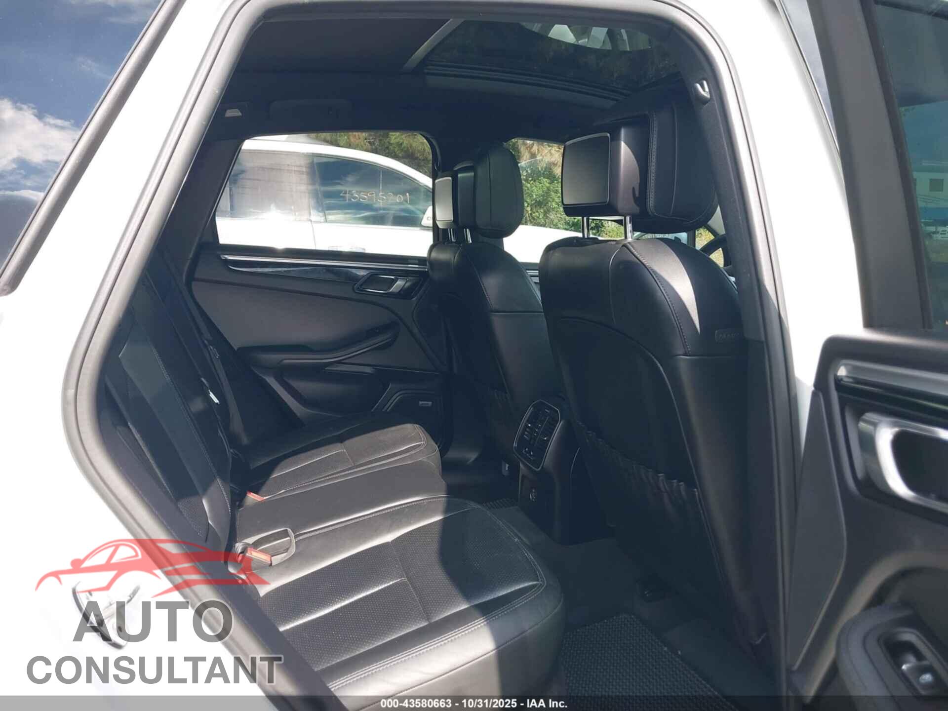 PORSCHE MACAN 2018 - WP1AB2A56JLB35793