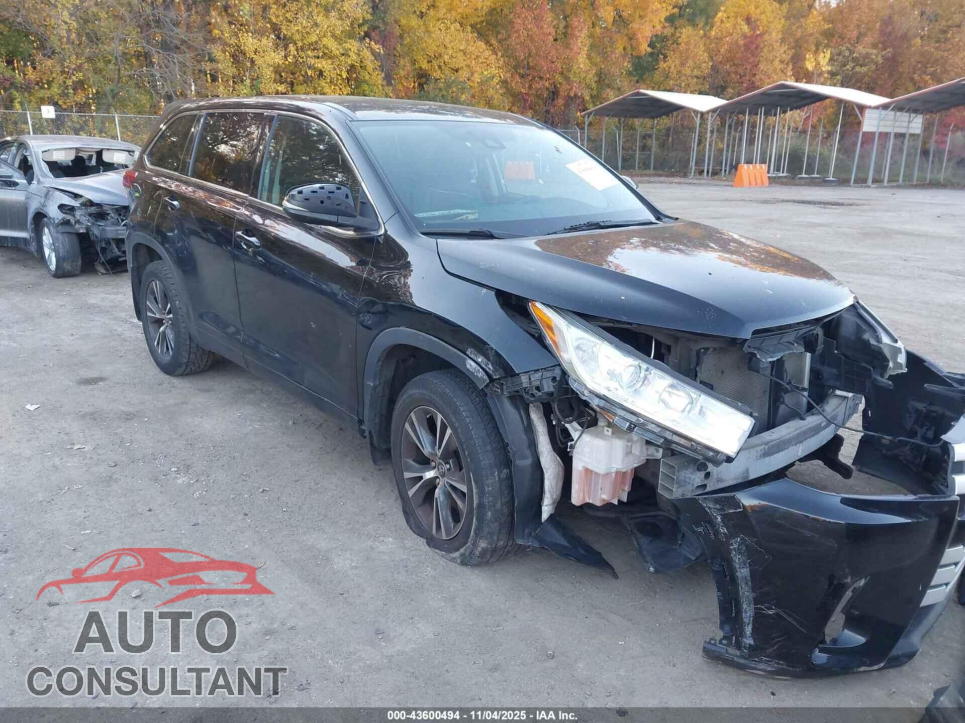 TOYOTA HIGHLANDER 2018 - 5TDBZRFH6JS829332