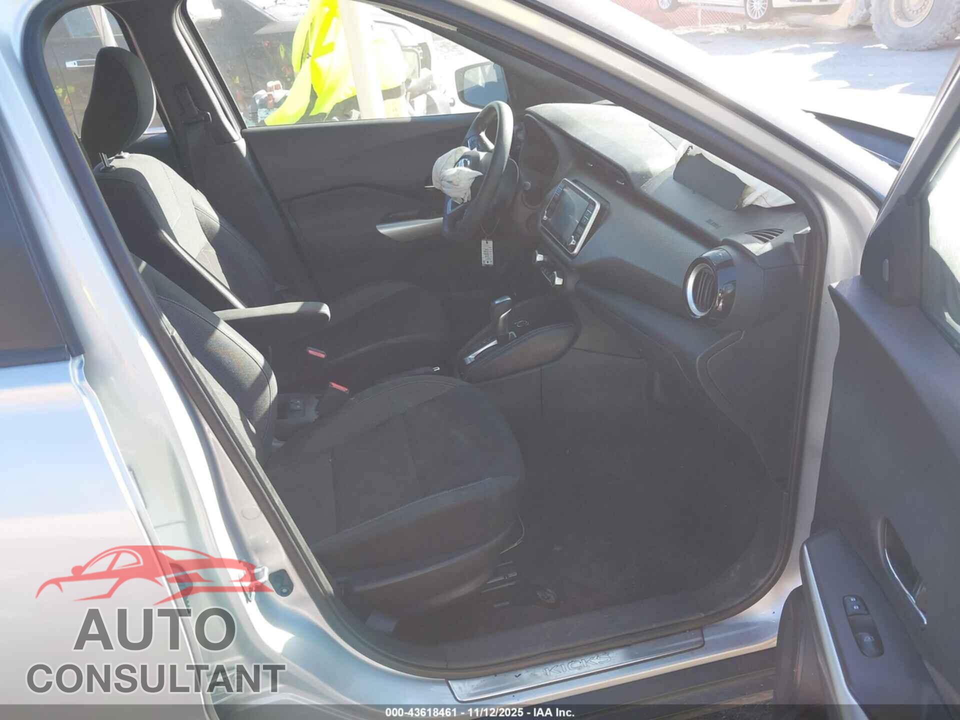 NISSAN KICKS 2019 - 3N1CP5CU9KL503779