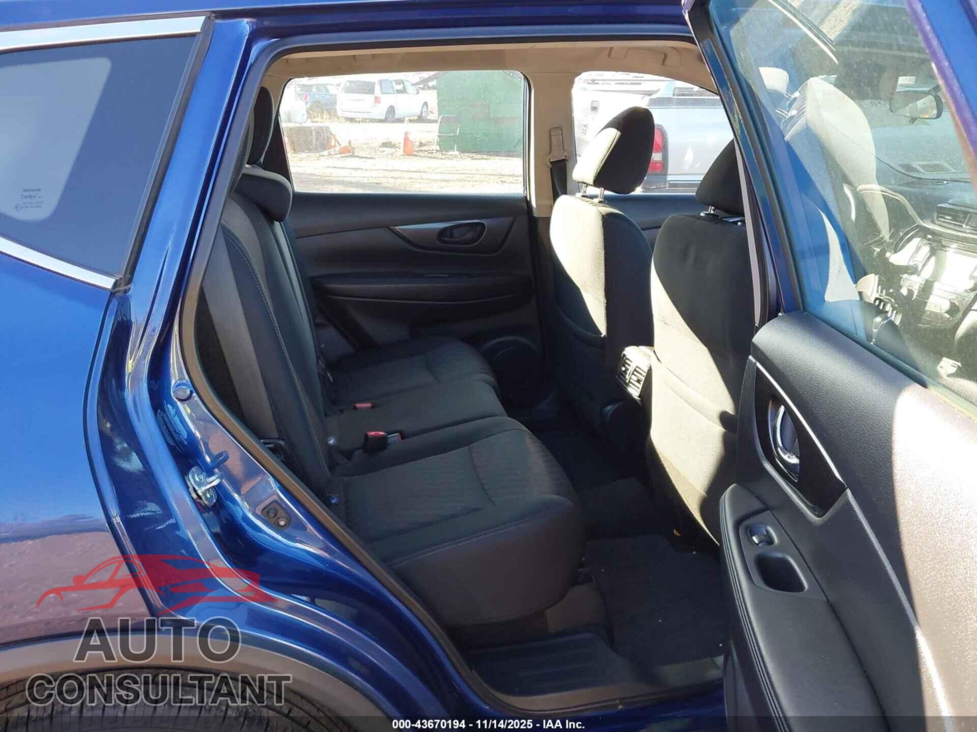 NISSAN ROGUE 2019 - 5N1AT2MVXKC842161