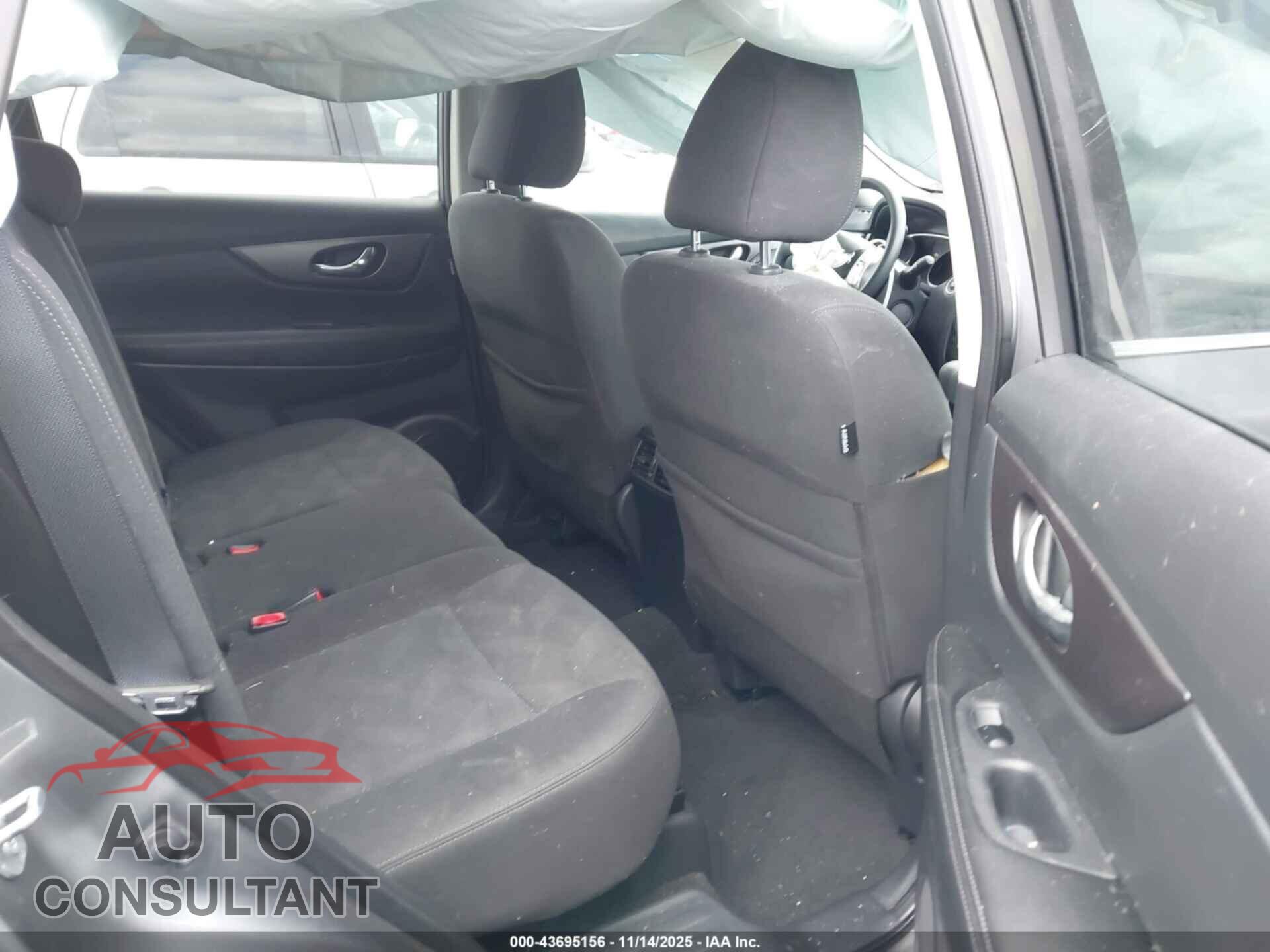 NISSAN ROGUE 2016 - KNMAT2MV3GP630268