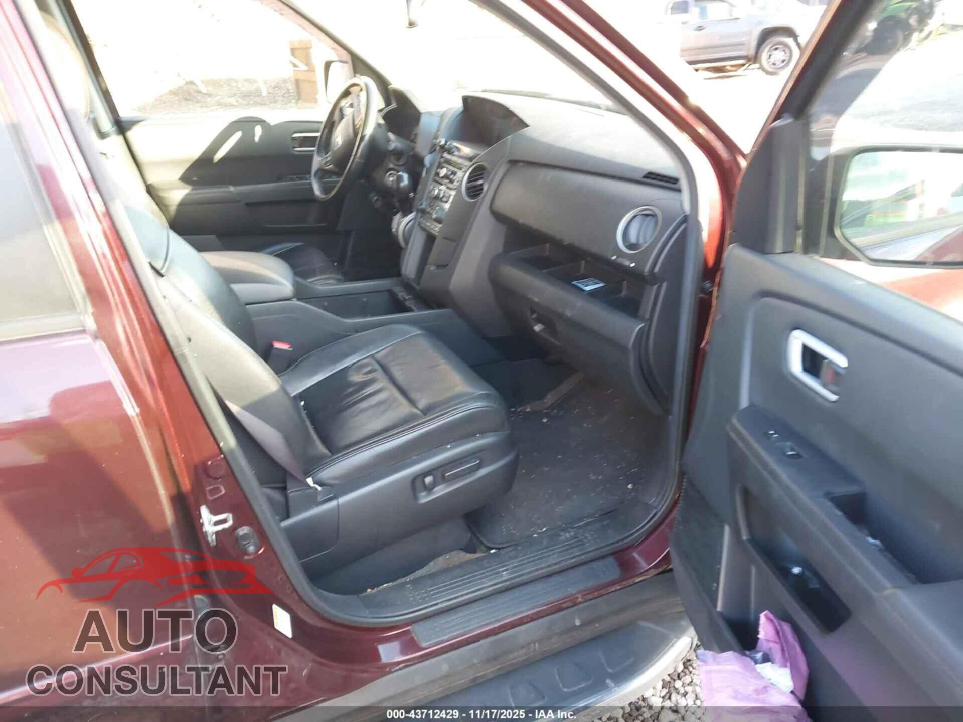 HONDA PILOT 2013 - 5FNYF4H52DB024459
