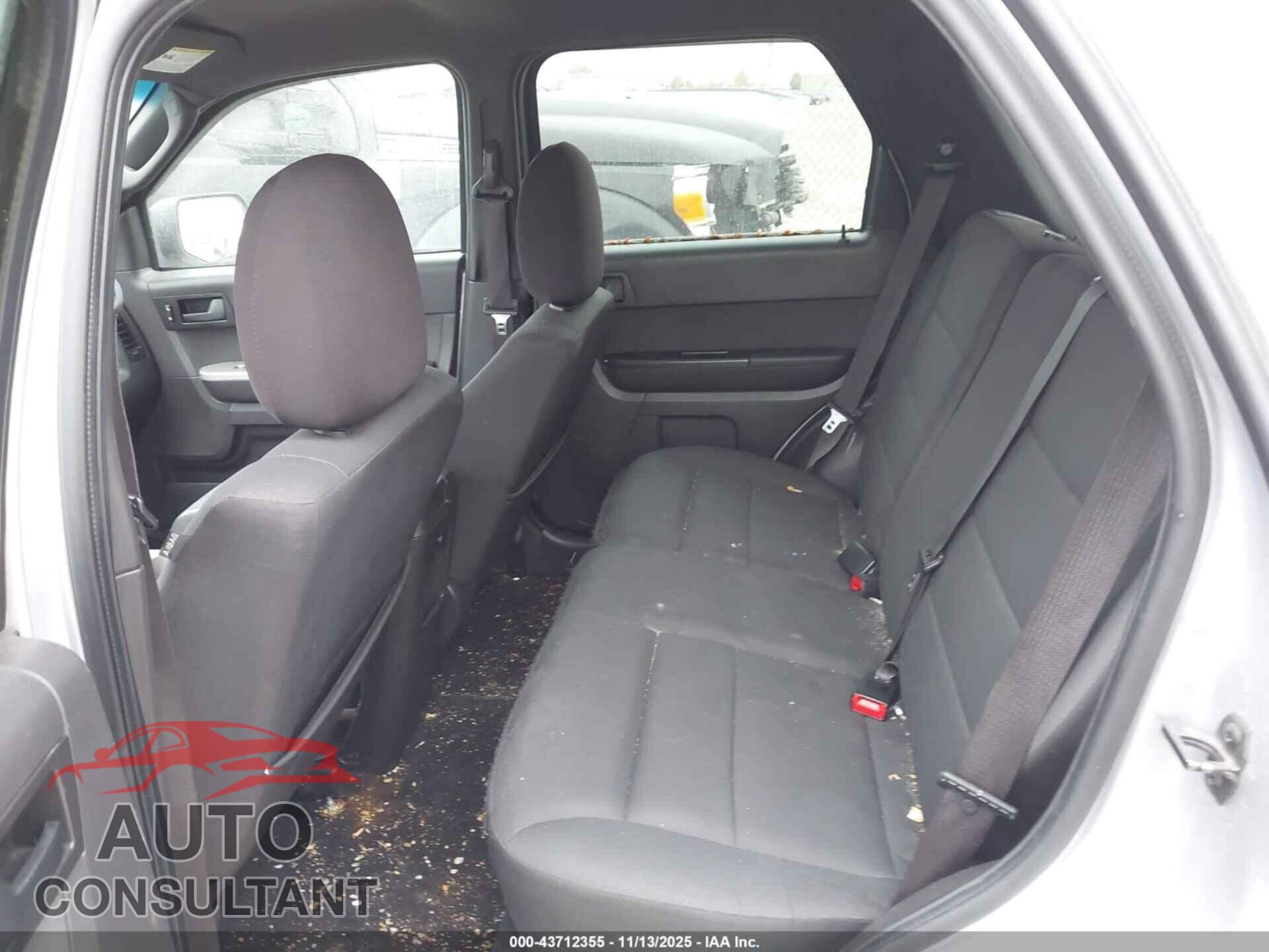 FORD ESCAPE 2011 - 1FMCU9D78BKB07684