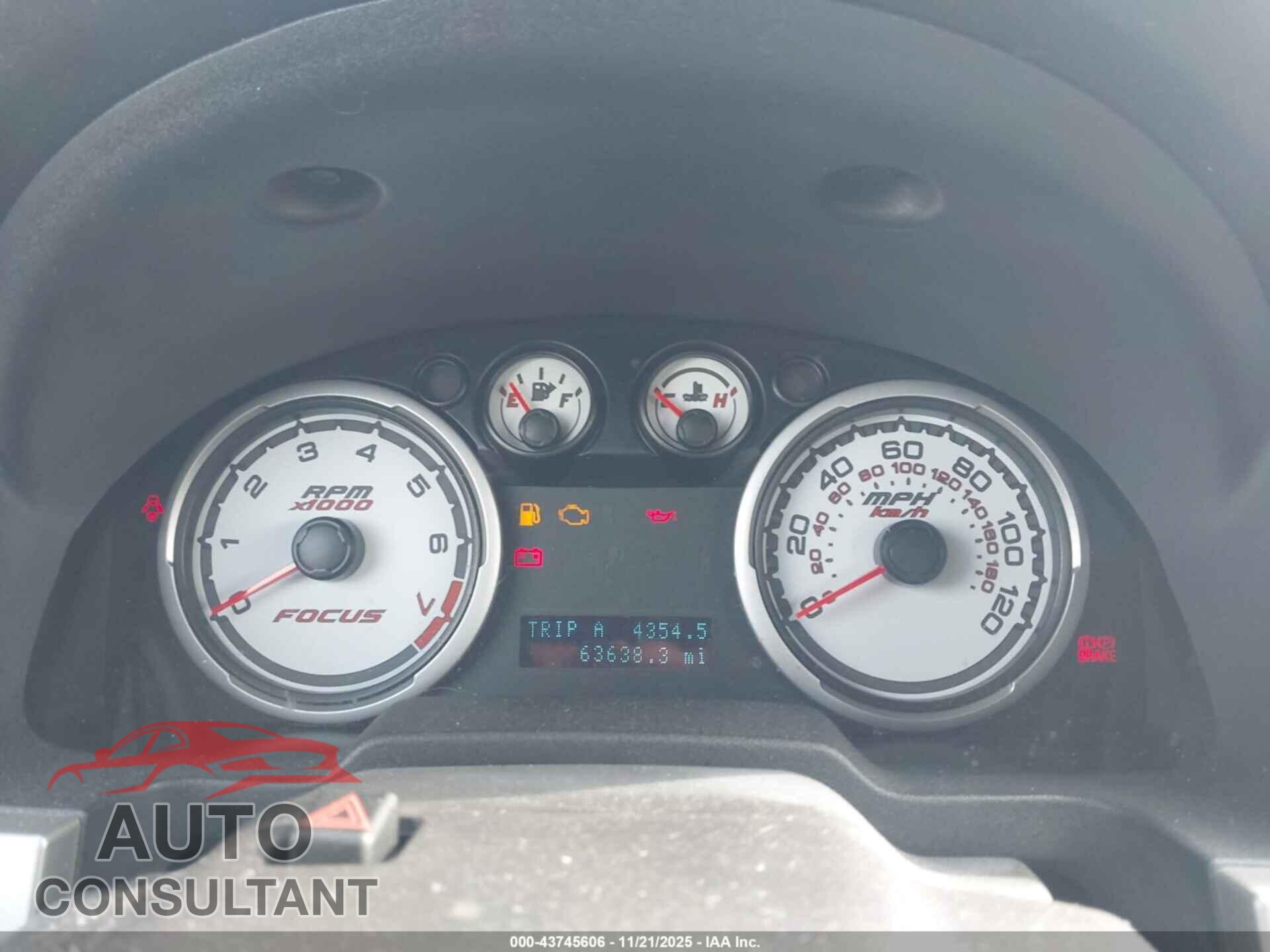 FORD FOCUS 2010 - 1FAHP3HN9AW174895
