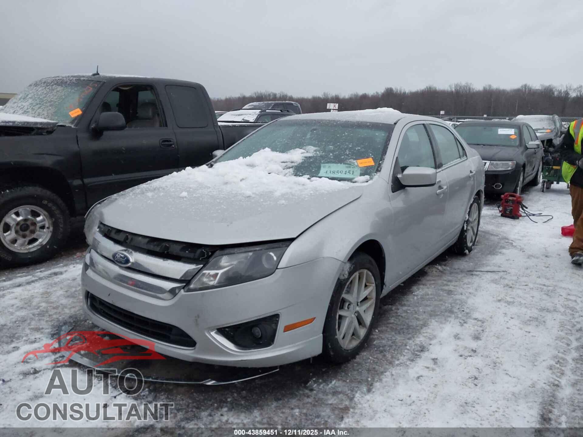 FORD FUSION 2010 - 3FAHP0JA8AR360582