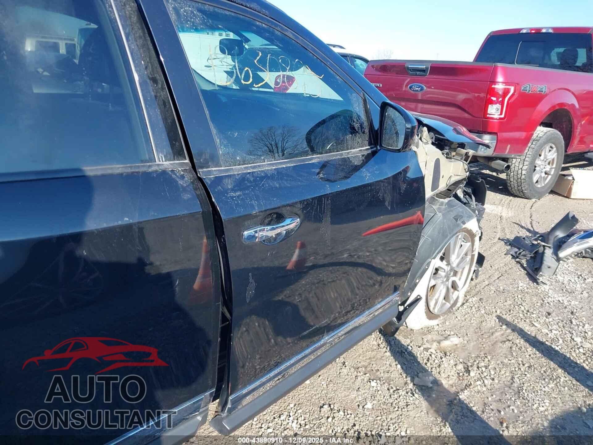 NISSAN PATHFINDER 2015 - 5N1AR2MM6FC698443