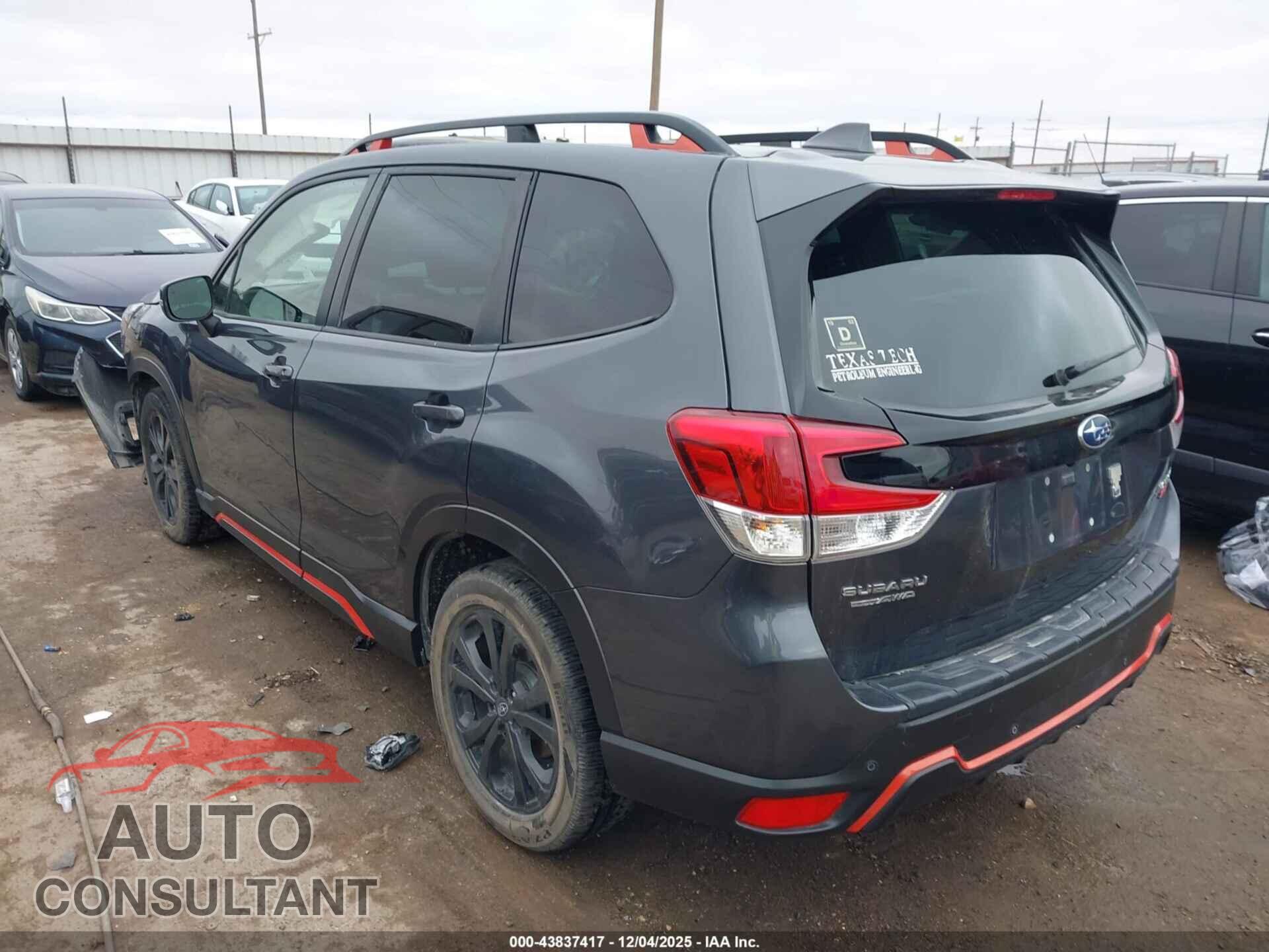 SUBARU FORESTER 2022 - JF2SKAJC7NH417742