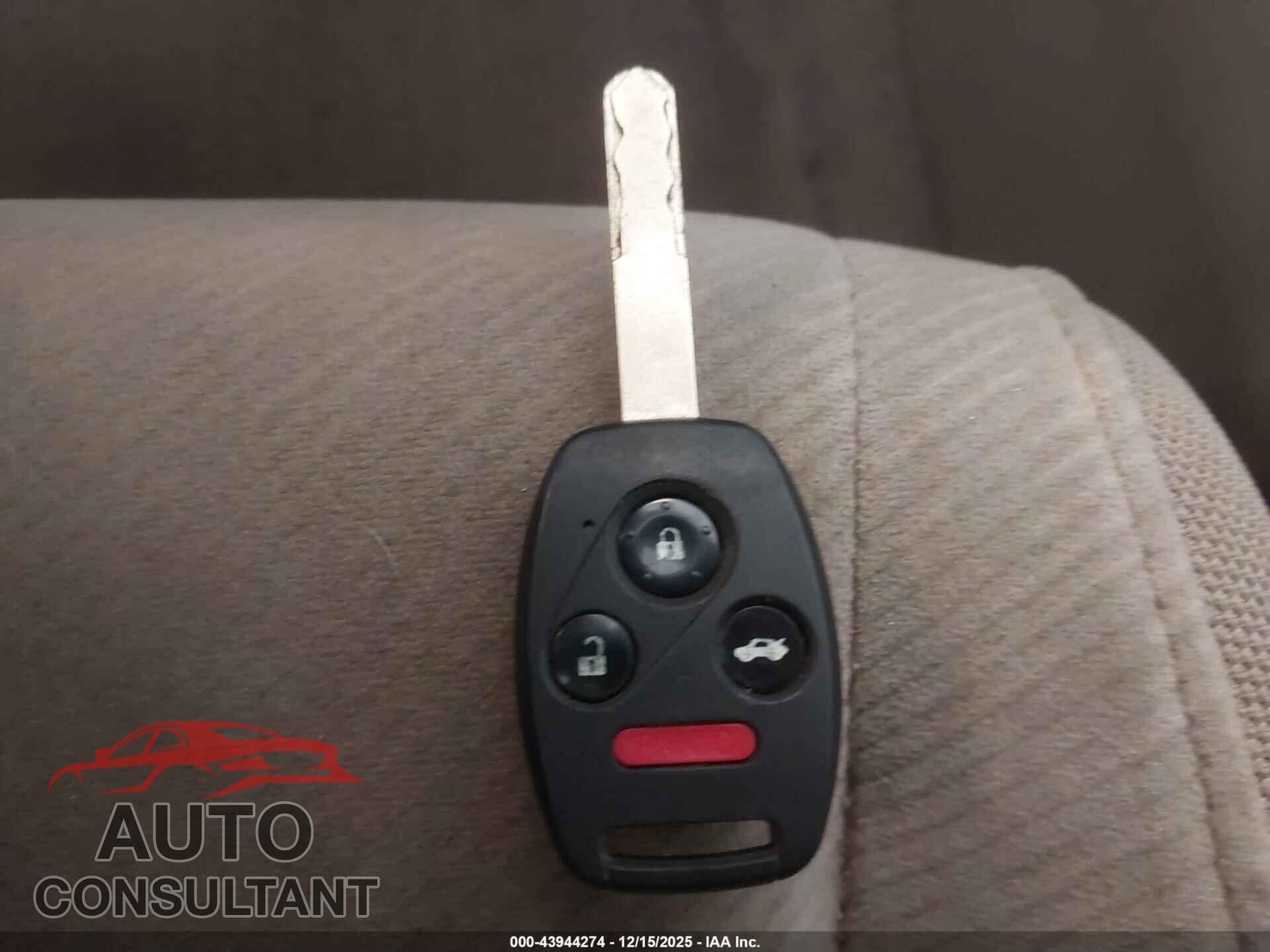 HONDA CIVIC 2011 - 19XFA1F56BE023227