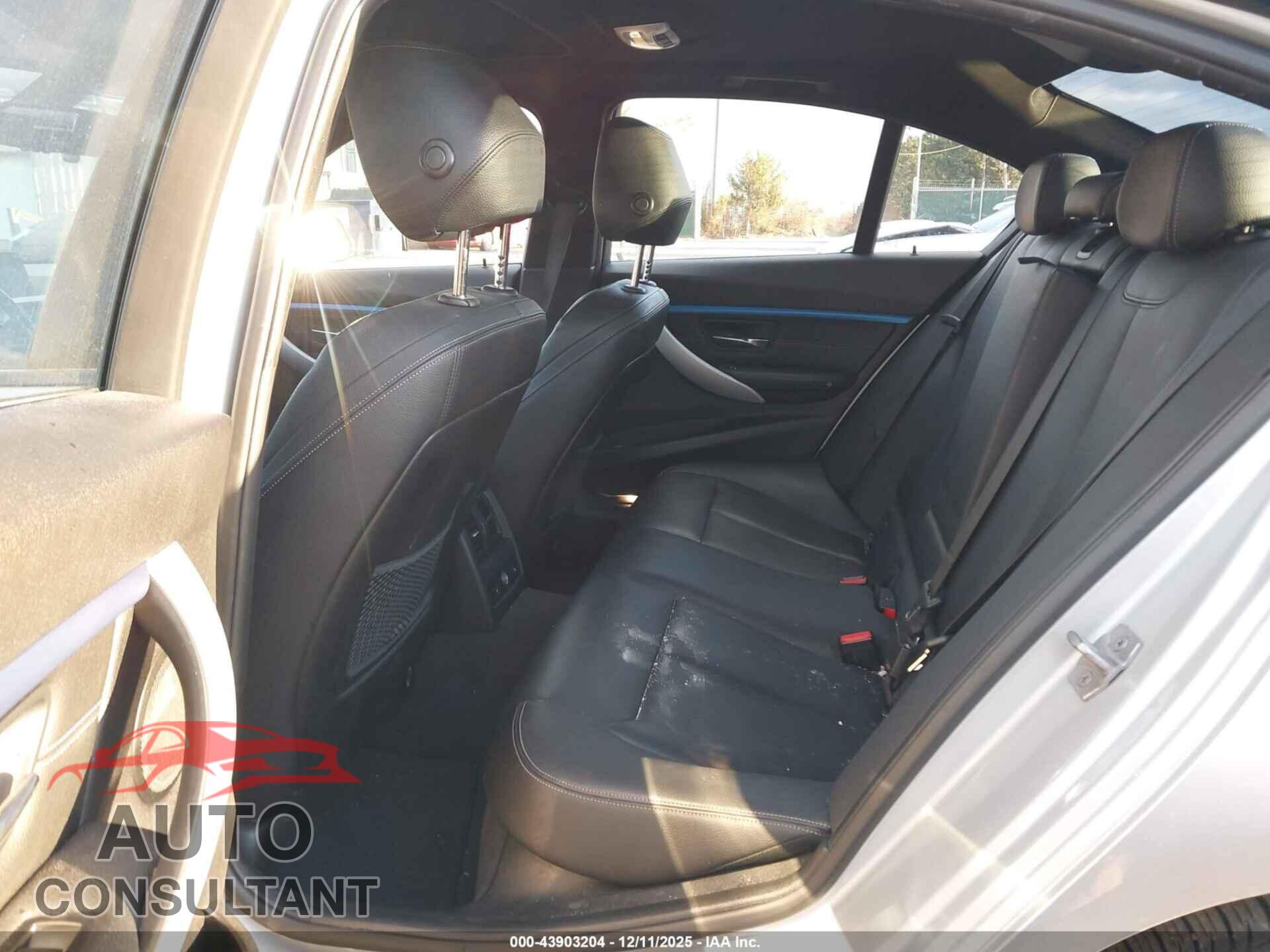 BMW 330I 2017 - WBA8D9G35HNU61959