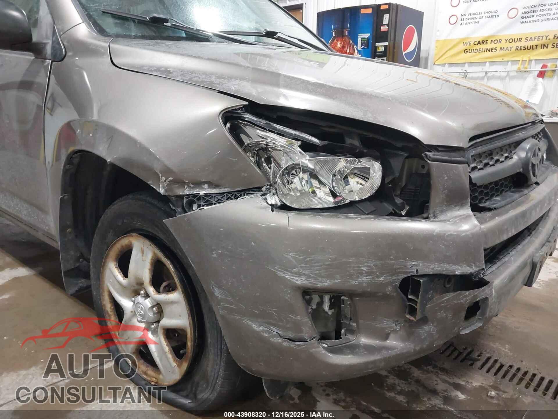 TOYOTA RAV4 2010 - JTMBK4DV0AD013616