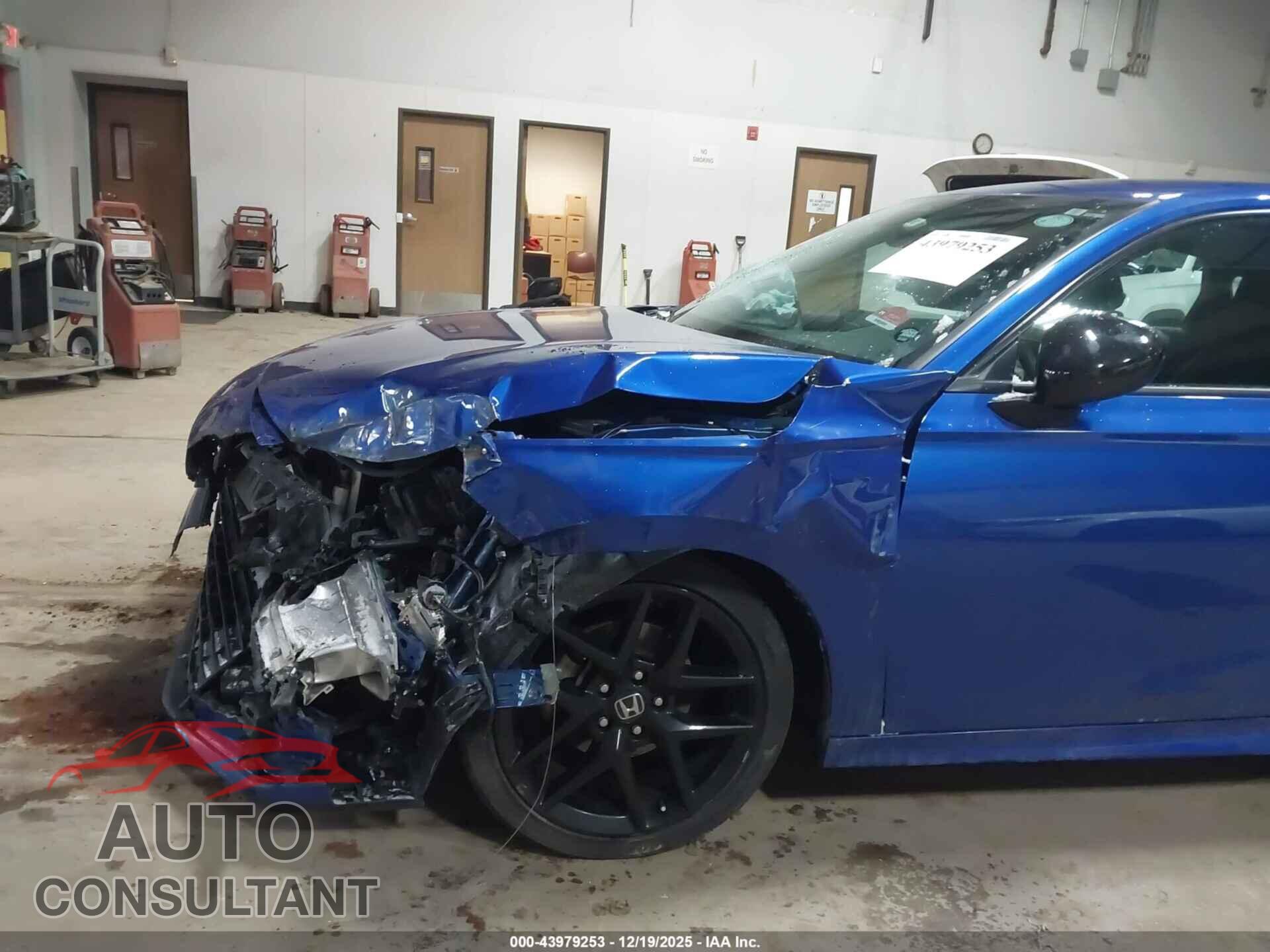 HONDA CIVIC 2023 - 2HGFE2F55PH541546