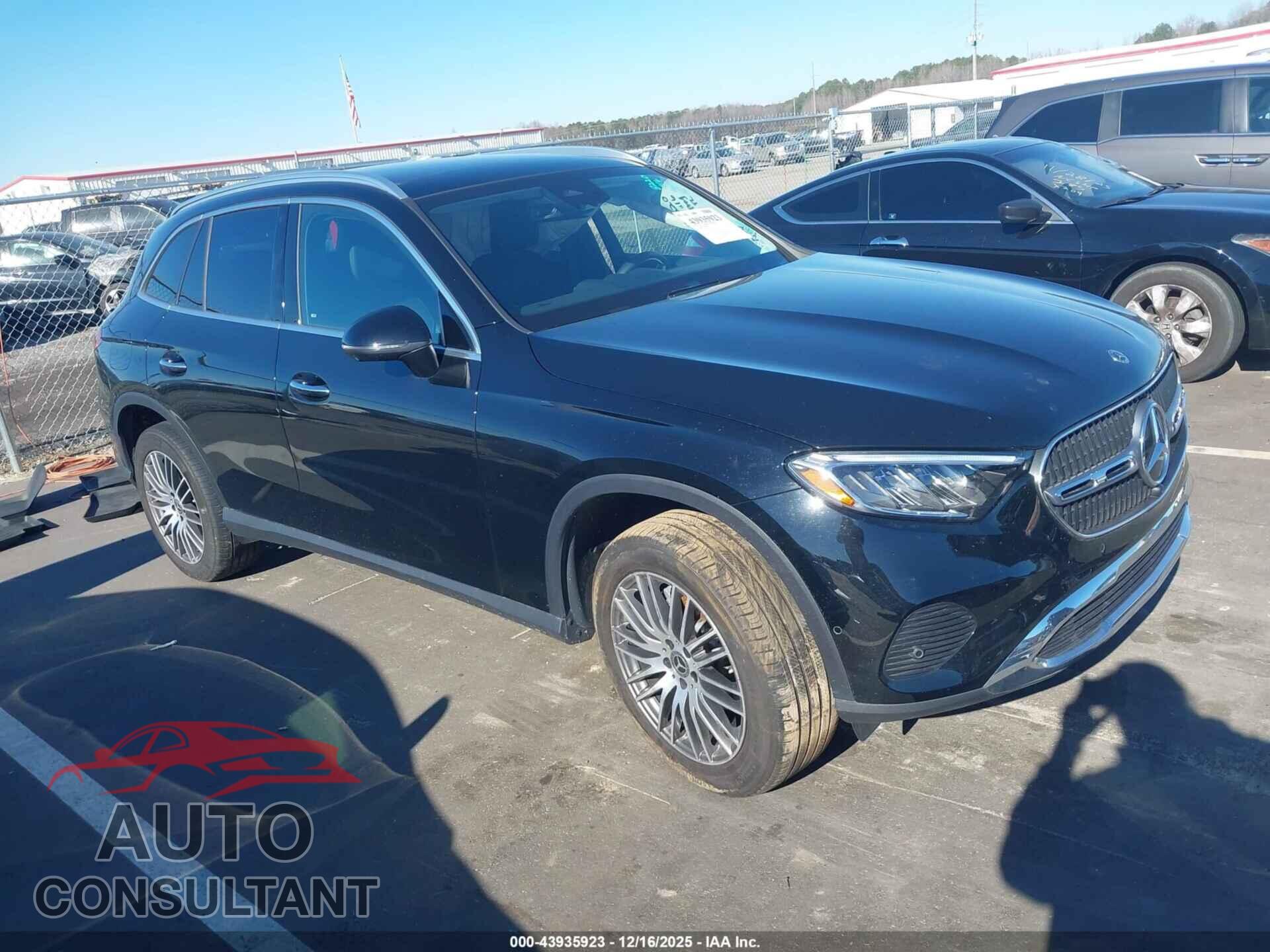 MERCEDES-BENZ GLC 300 2024 - W1NKM4HB2RU037009