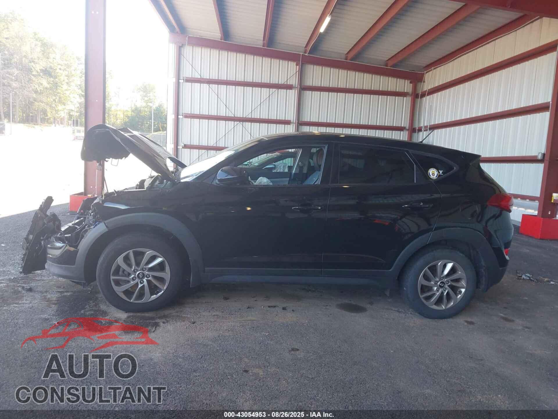 HYUNDAI TUCSON 2018 - KM8J2CA49JU787943
