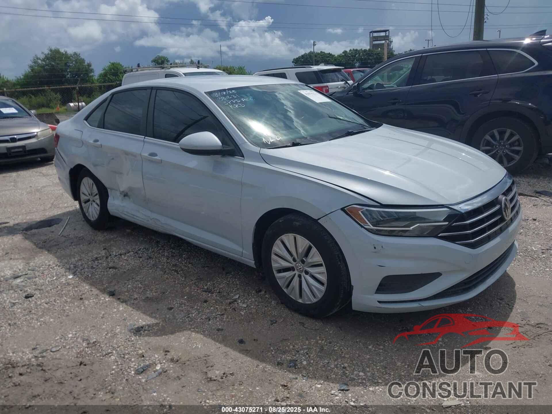 VOLKSWAGEN JETTA 2019 - 3VWC57BU5KM117254