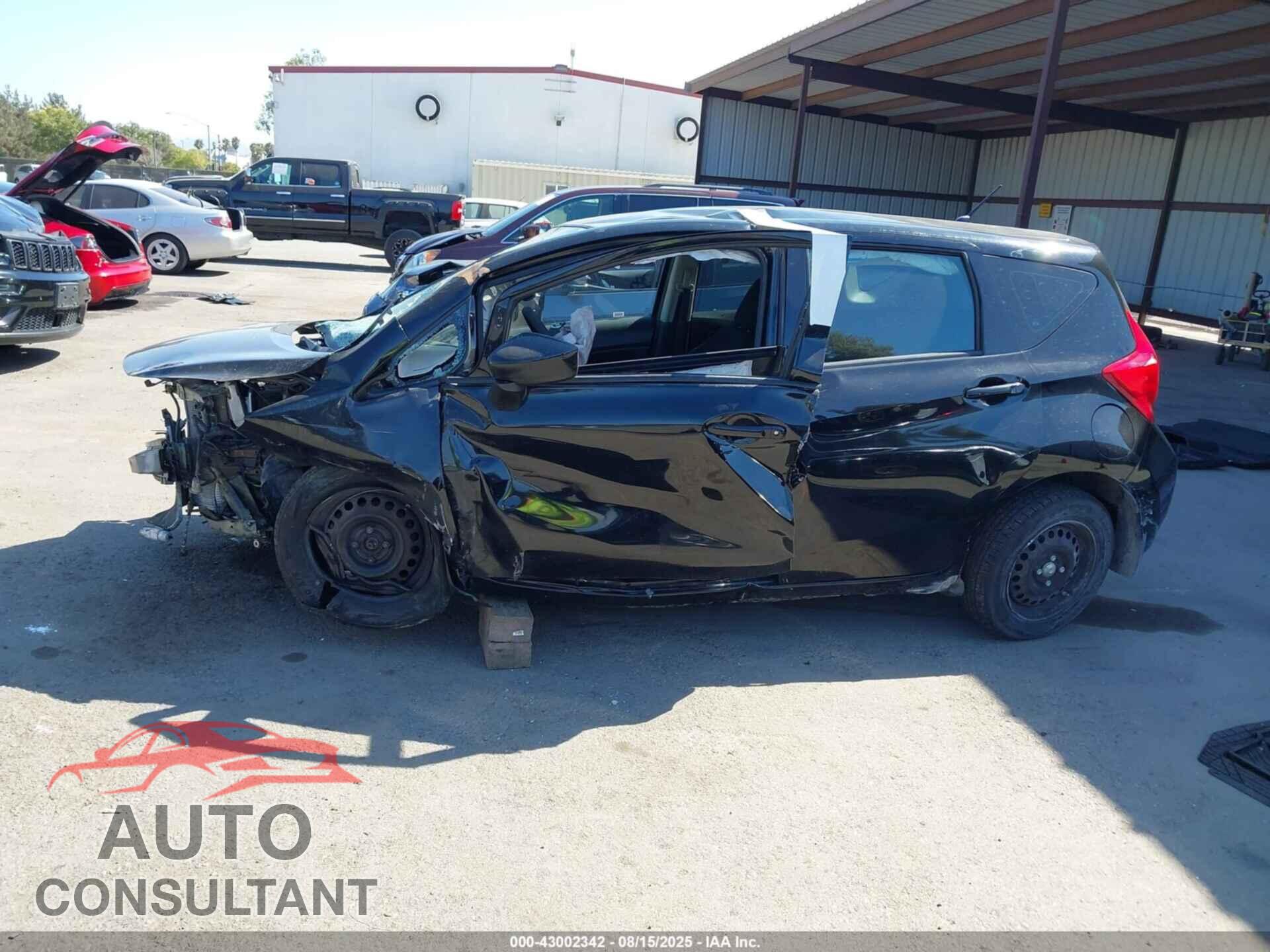 NISSAN VERSA NOTE 2015 - 3N1CE2CP9FL413178