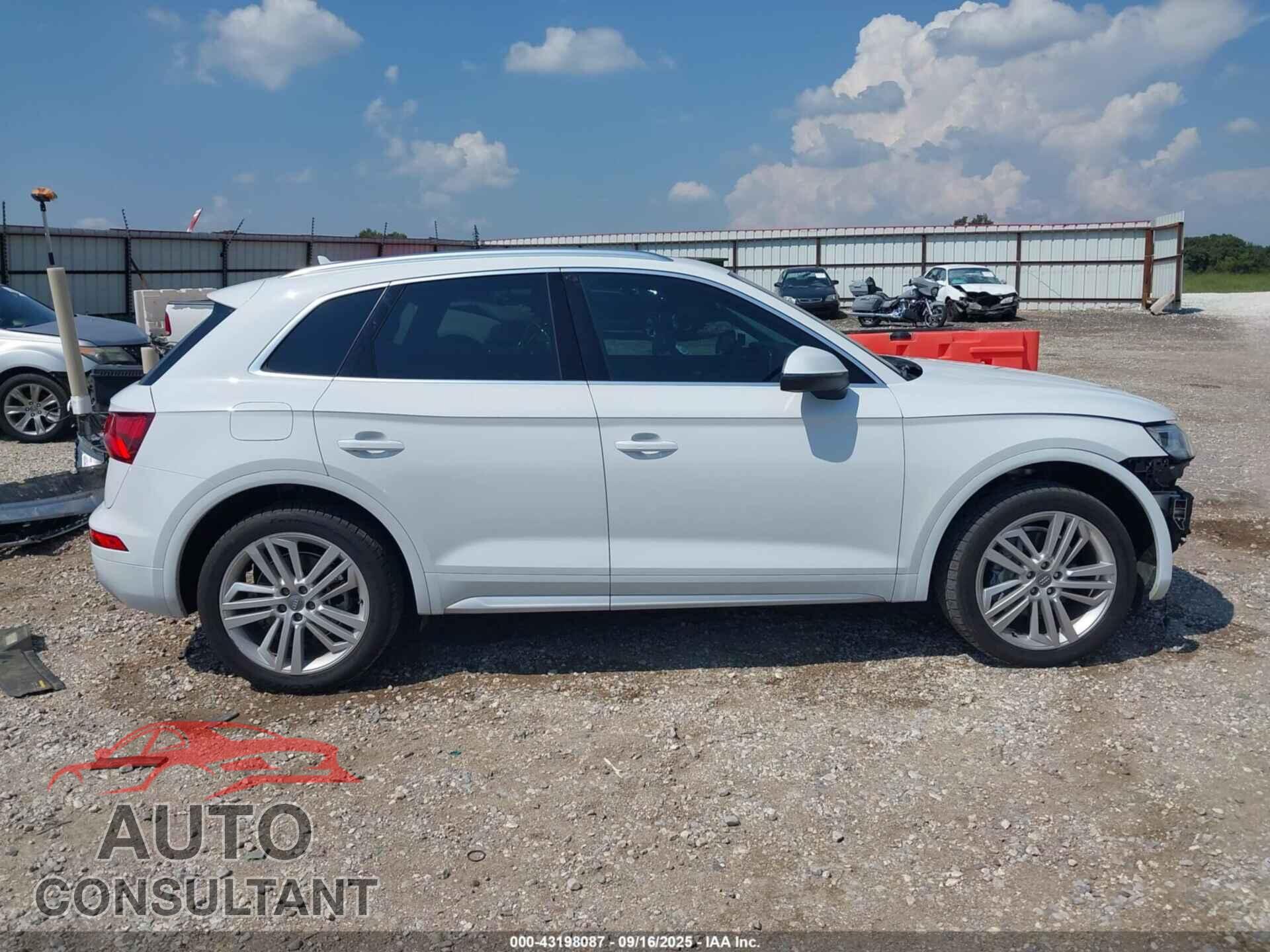 AUDI Q5 2019 - WA1BNAFY7K2087023