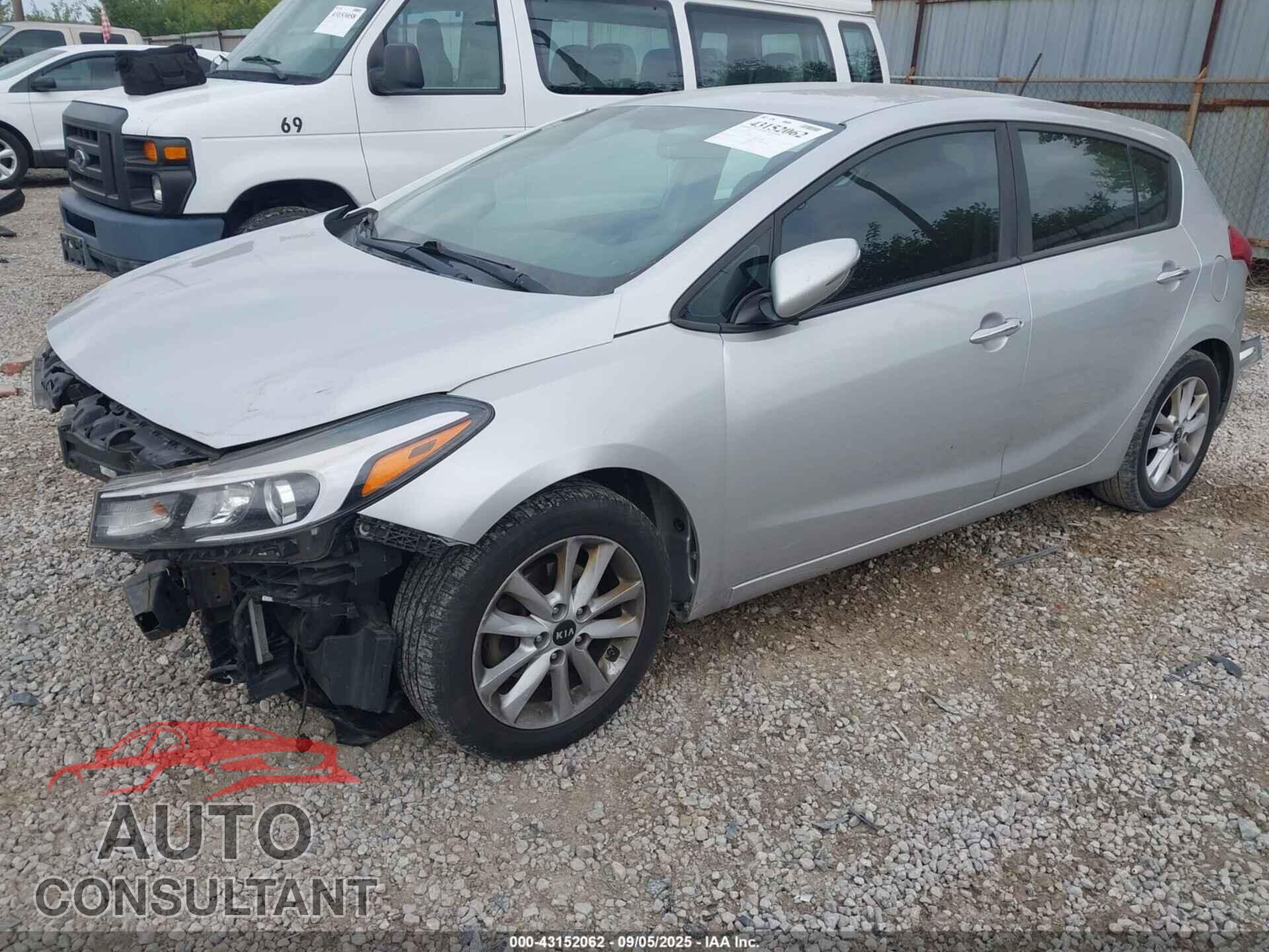 KIA FORTE 2017 - KNAFK5A81H5669587