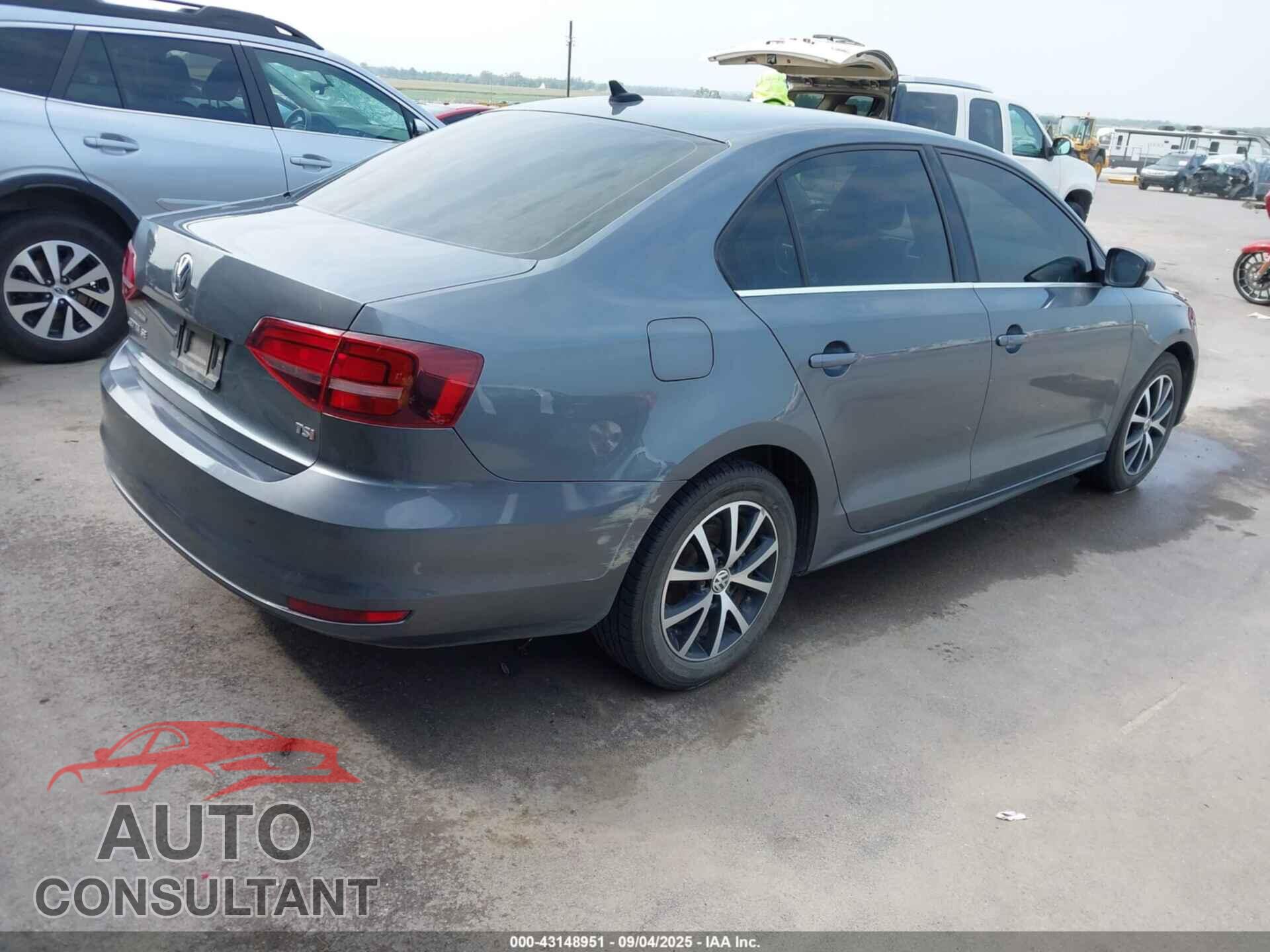 VOLKSWAGEN JETTA 2017 - 3VWDB7AJ3HM216040
