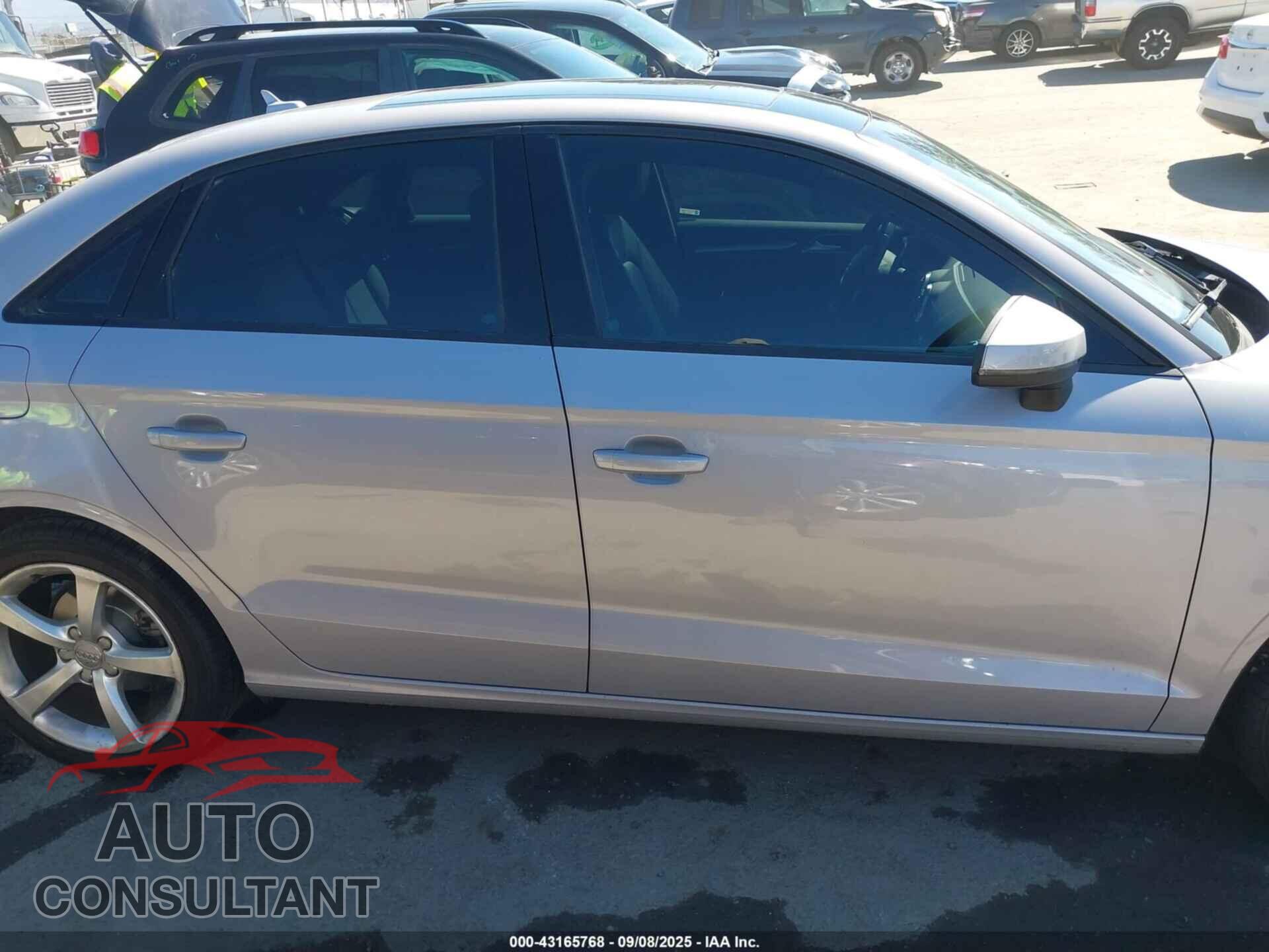 AUDI A3 2016 - WAUA7GFF0G1019797