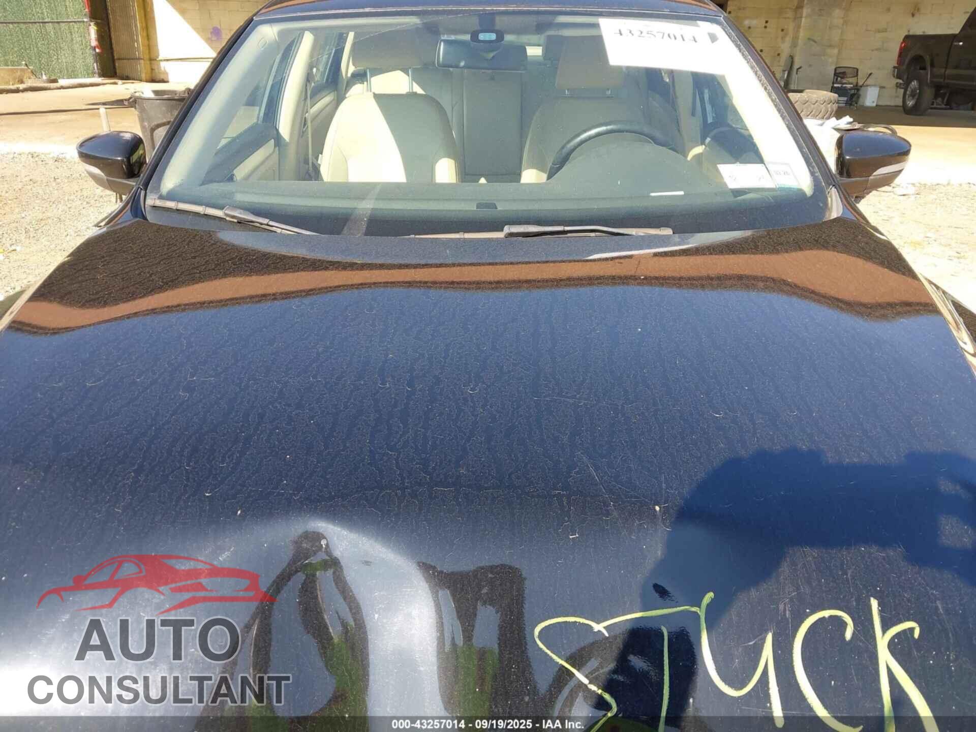 VOLKSWAGEN PASSAT 2013 - 1VWBP7A30DC015332