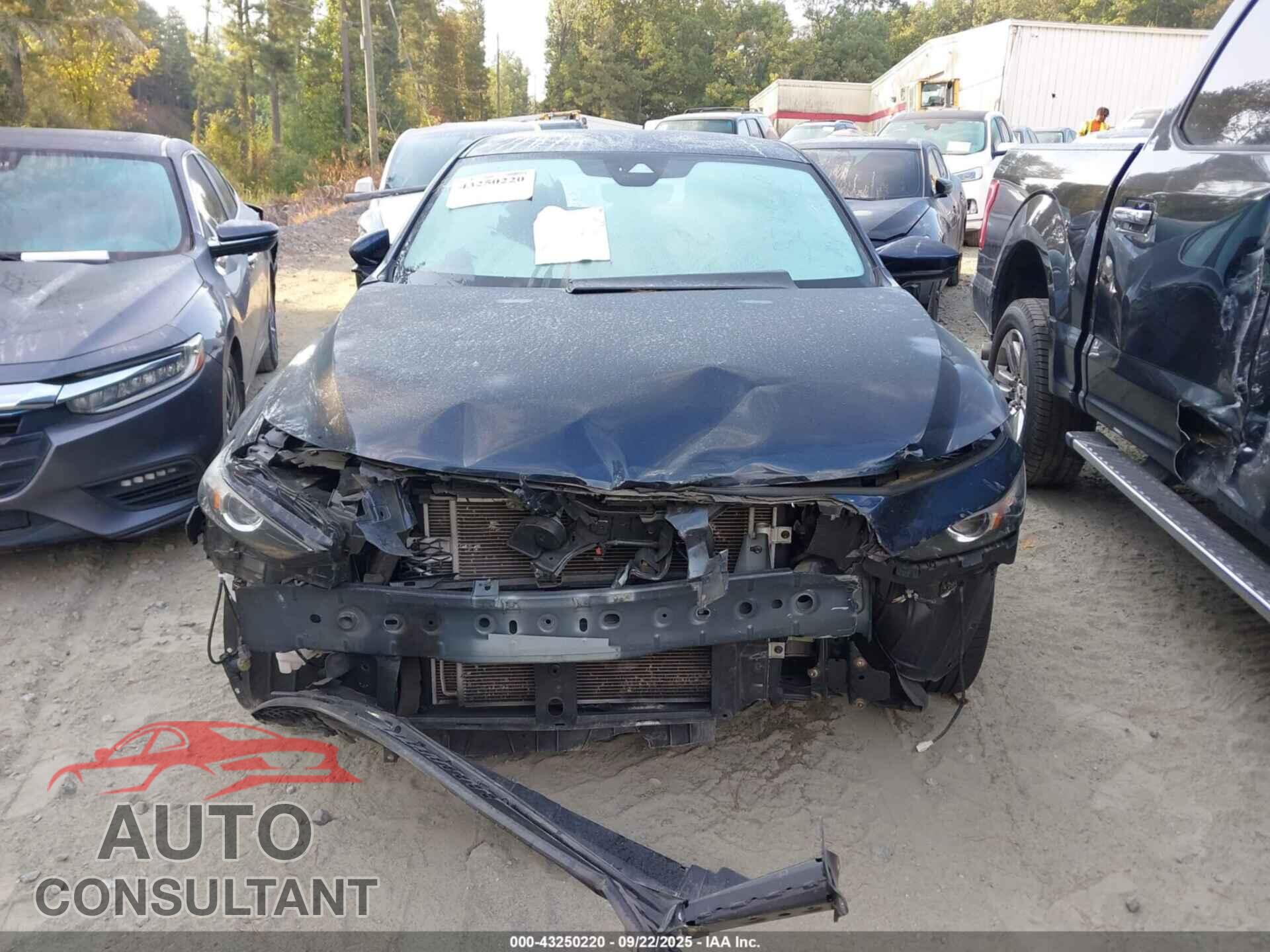 MAZDA MAZDA3 2021 - JM1BPAKL7M1324192