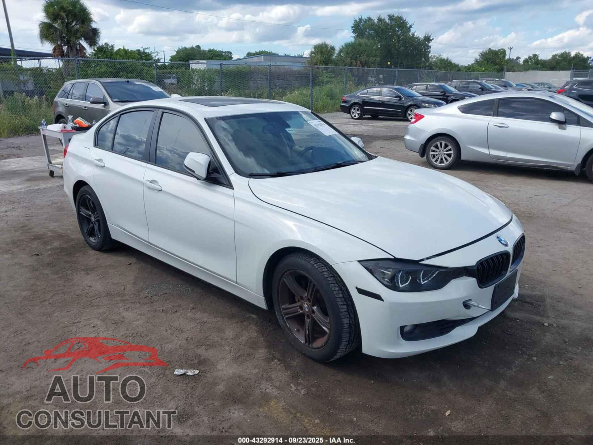 BMW 328I 2012 - WBA3A5G56CNN65768
