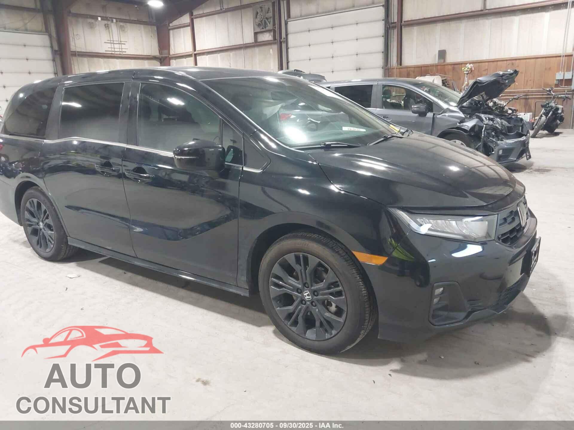 HONDA ODYSSEY 2025 - 5FNRL6H74SB076182