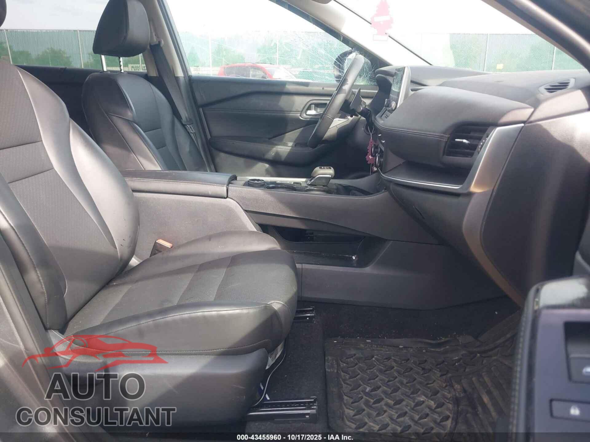 NISSAN ROGUE 2024 - 5N1BT3BB0RC737240