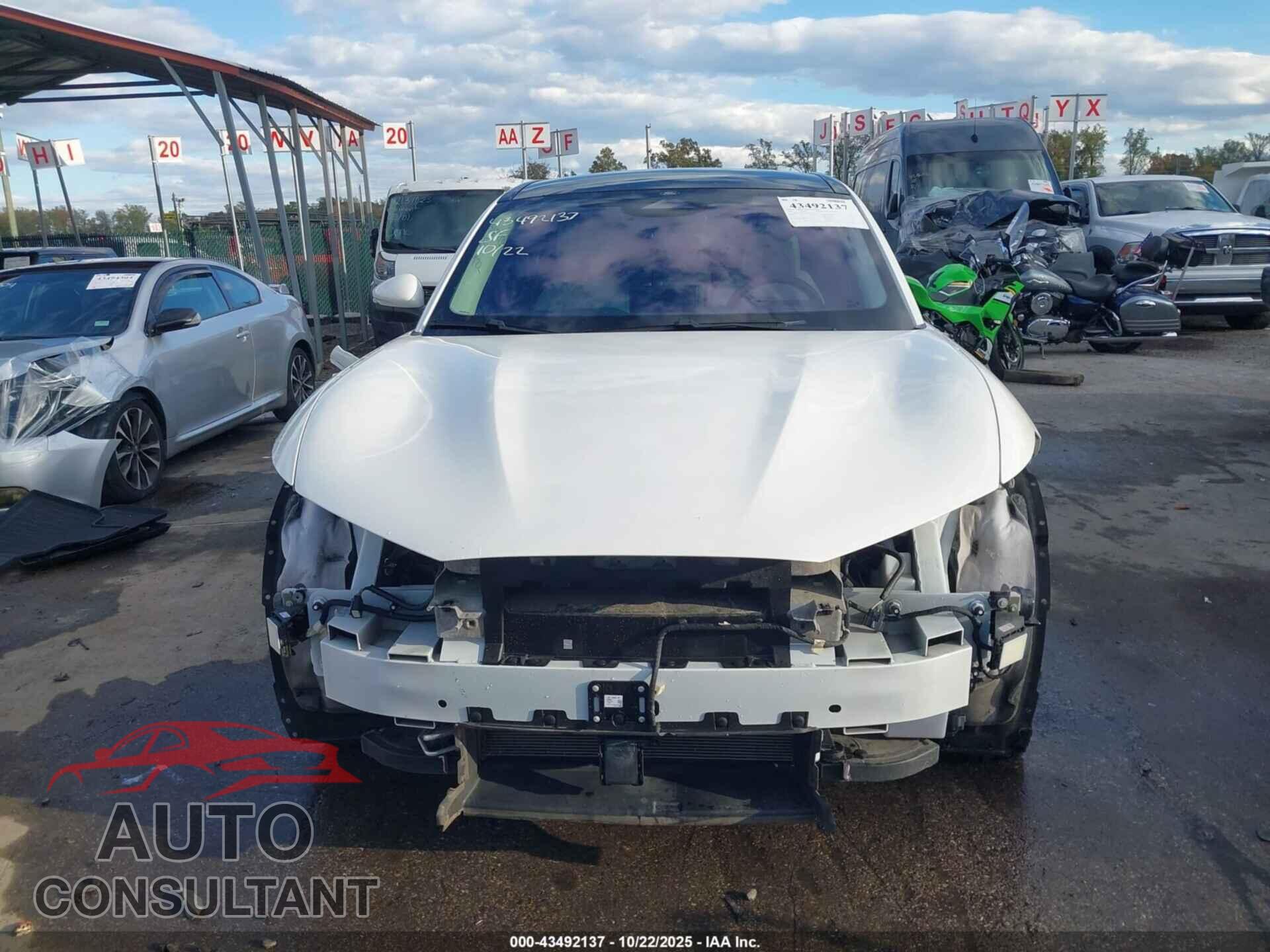 FORD MUSTANG MACH-E 2022 - 3FMTK3SS9NMA05110