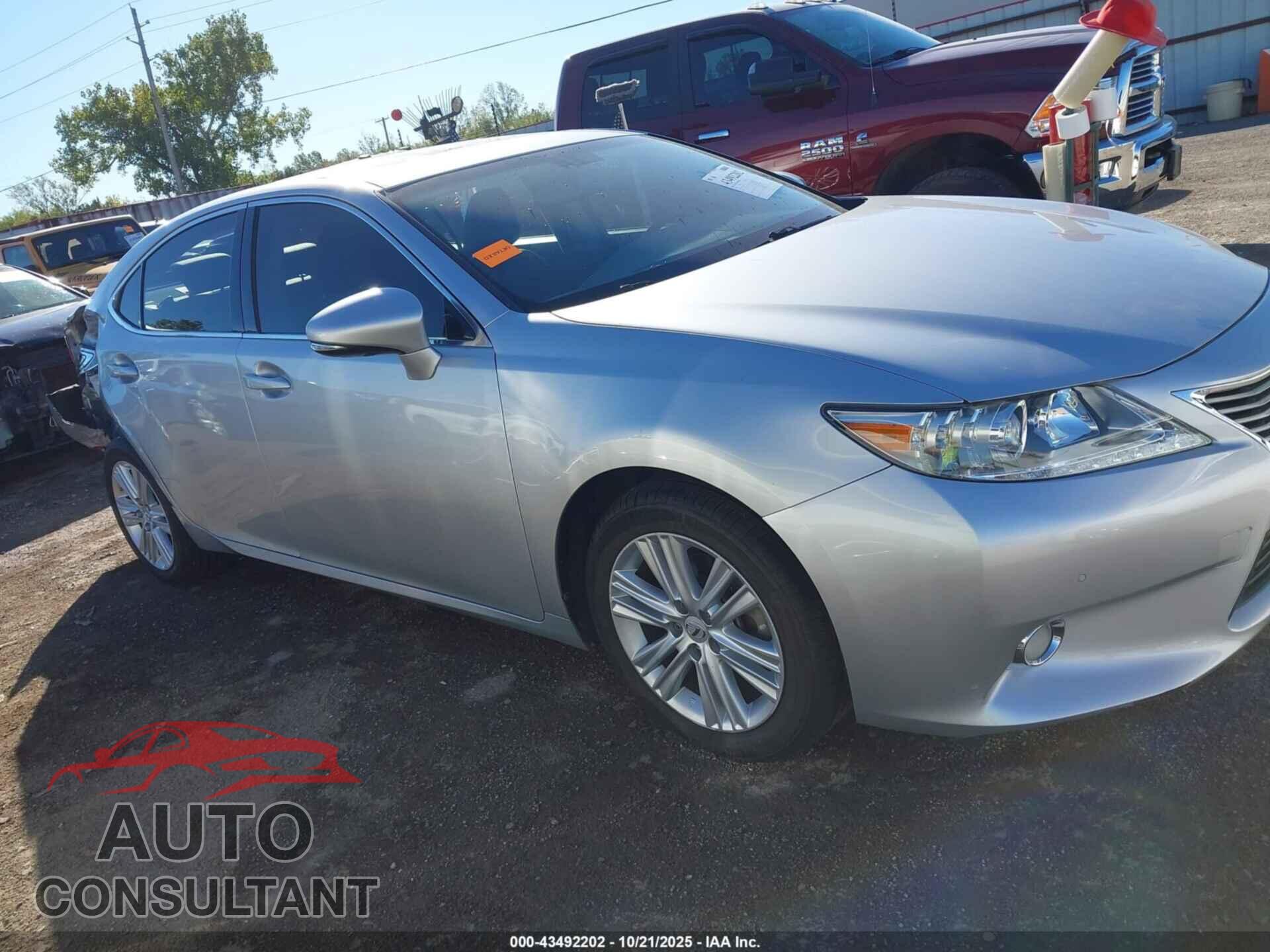 LEXUS ES 350 2015 - JTHBK1GG3F2192120