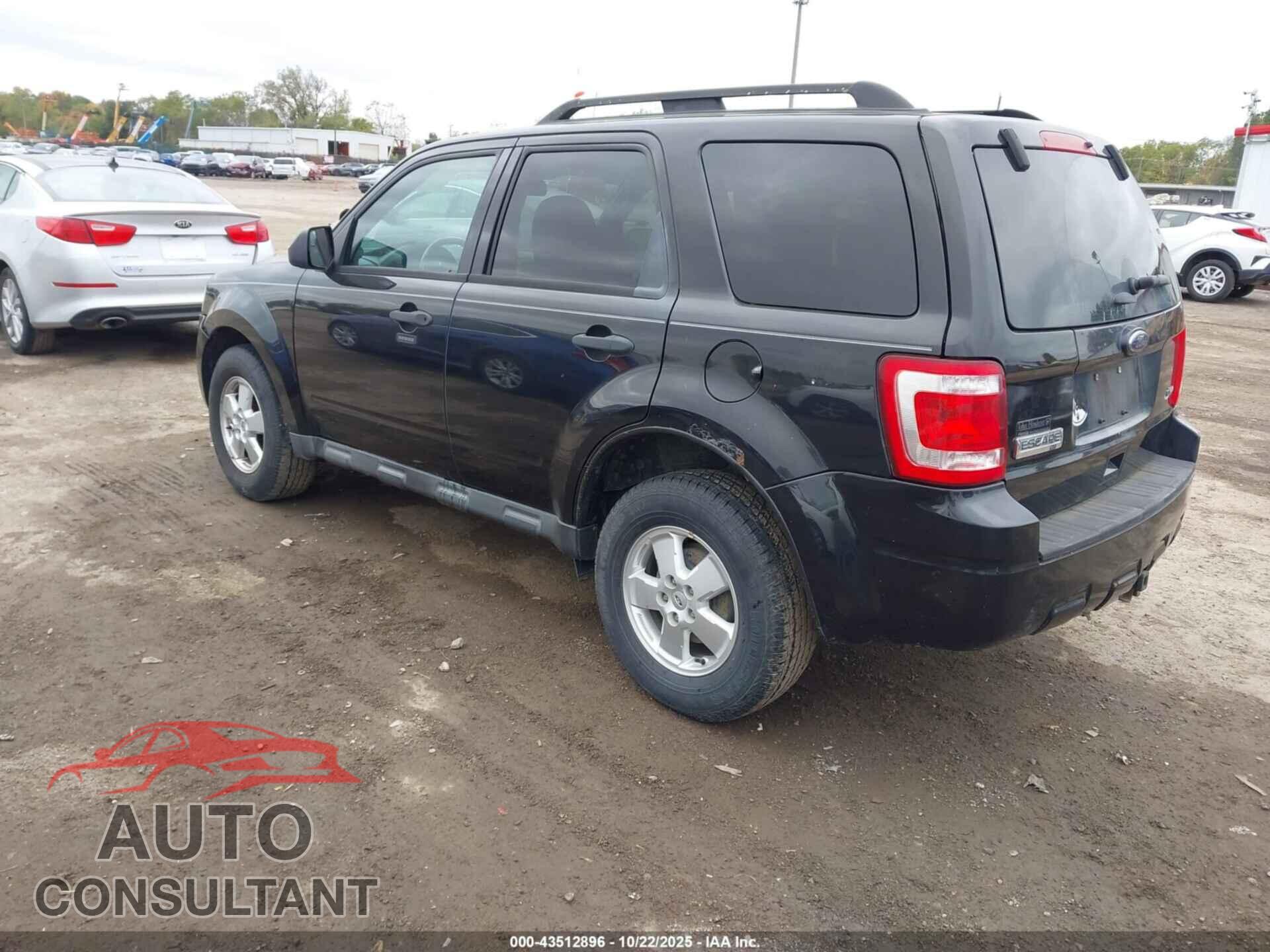 FORD ESCAPE 2011 - 1FMCU0DG7BKC49410