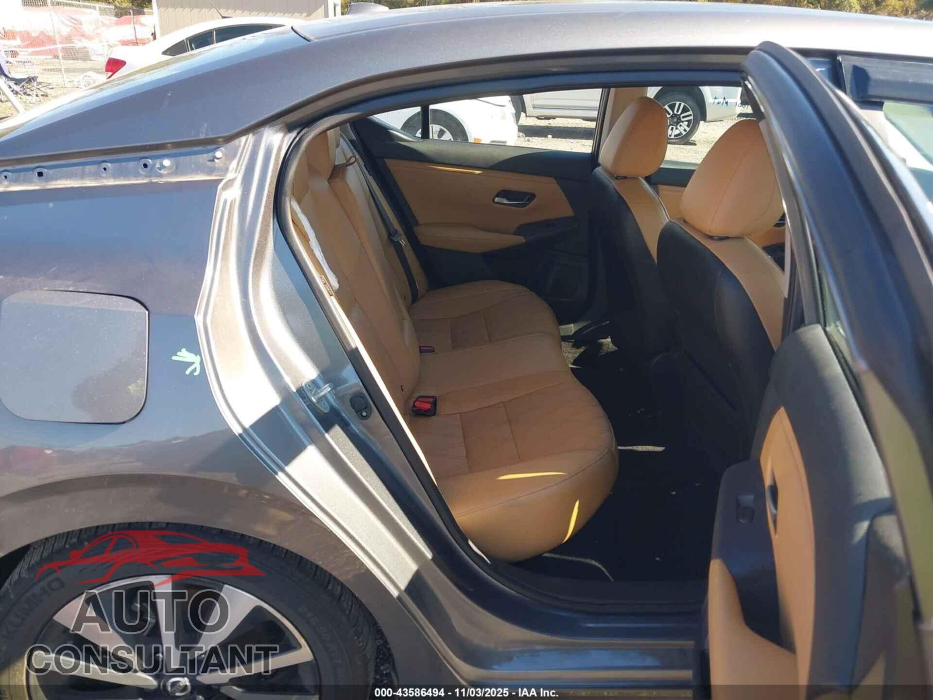NISSAN SENTRA 2021 - 3N1AB8CV3MY325342
