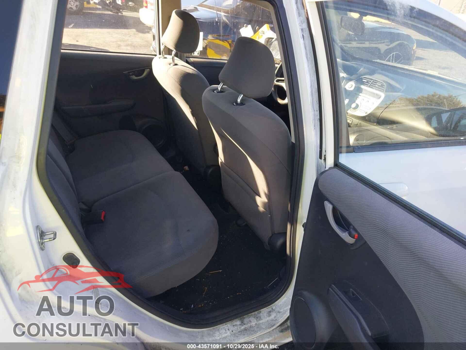 HONDA FIT 2012 - JHMGE8H32CC033936